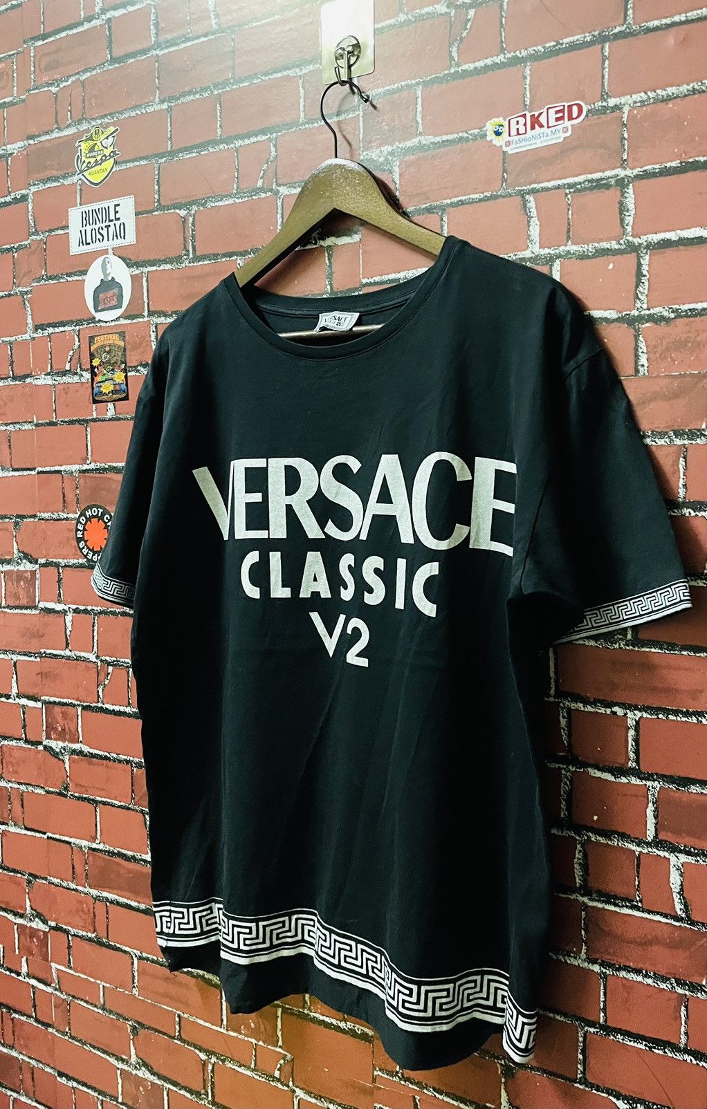 Designer × Japanese Brand × Versace VERSACE CLASSIC V2 Size US L / EU 52-54 / 3 - 2 Thumbnail