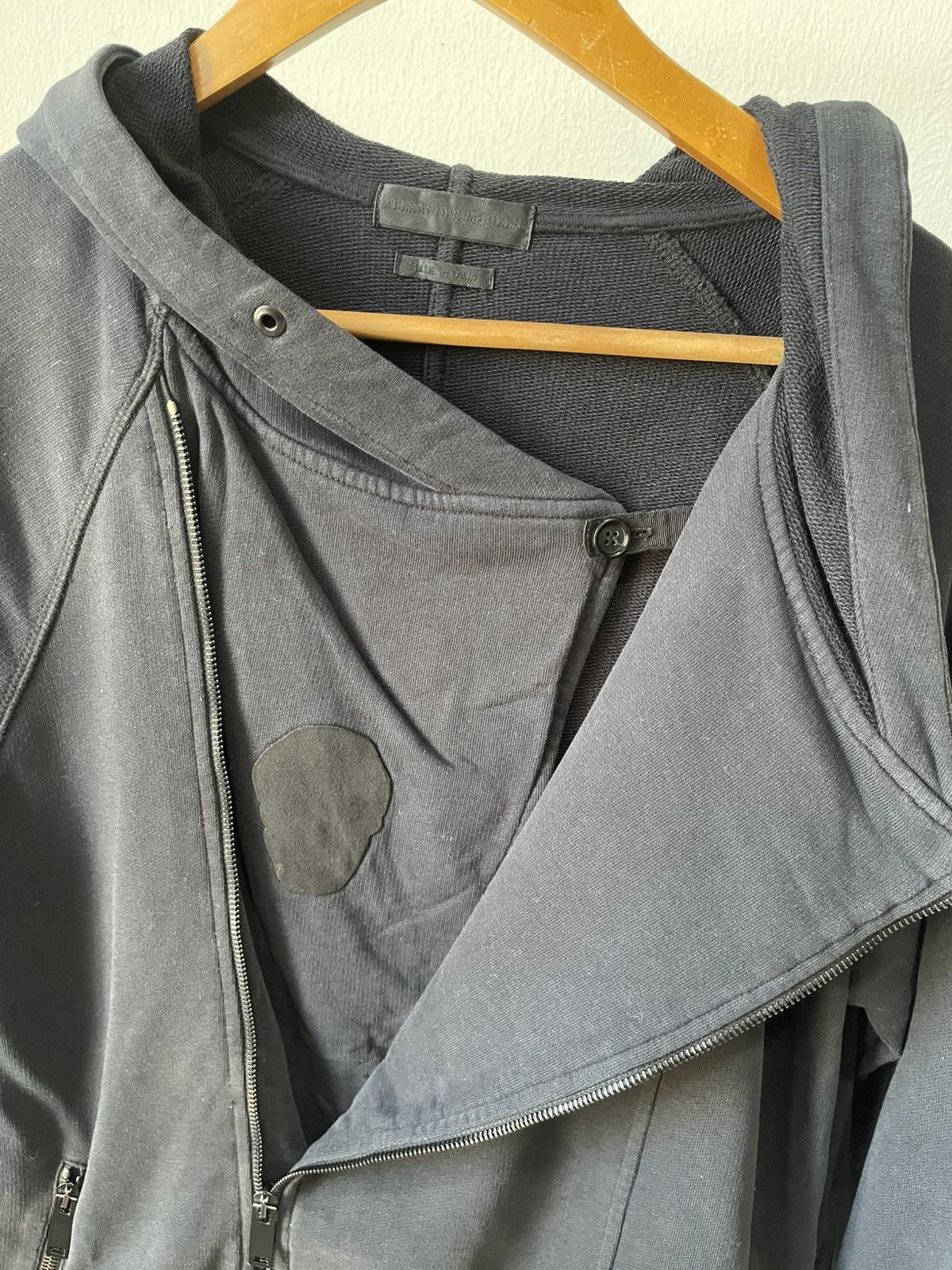 Alexander McQueen Alexander Mcqueen Asymetrical Zip Hoodie #99 Size US M / EU 48-50 / 2 - 4 Thumbnail