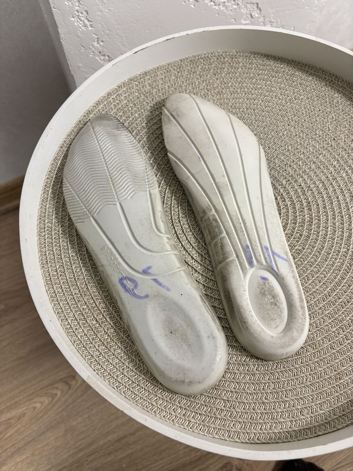 Alexander McQueen Alexander McQueen Oversized Sneakers Dirty Trash Size: 38 Size US 8 / IT 38 - 10 Thumbnail