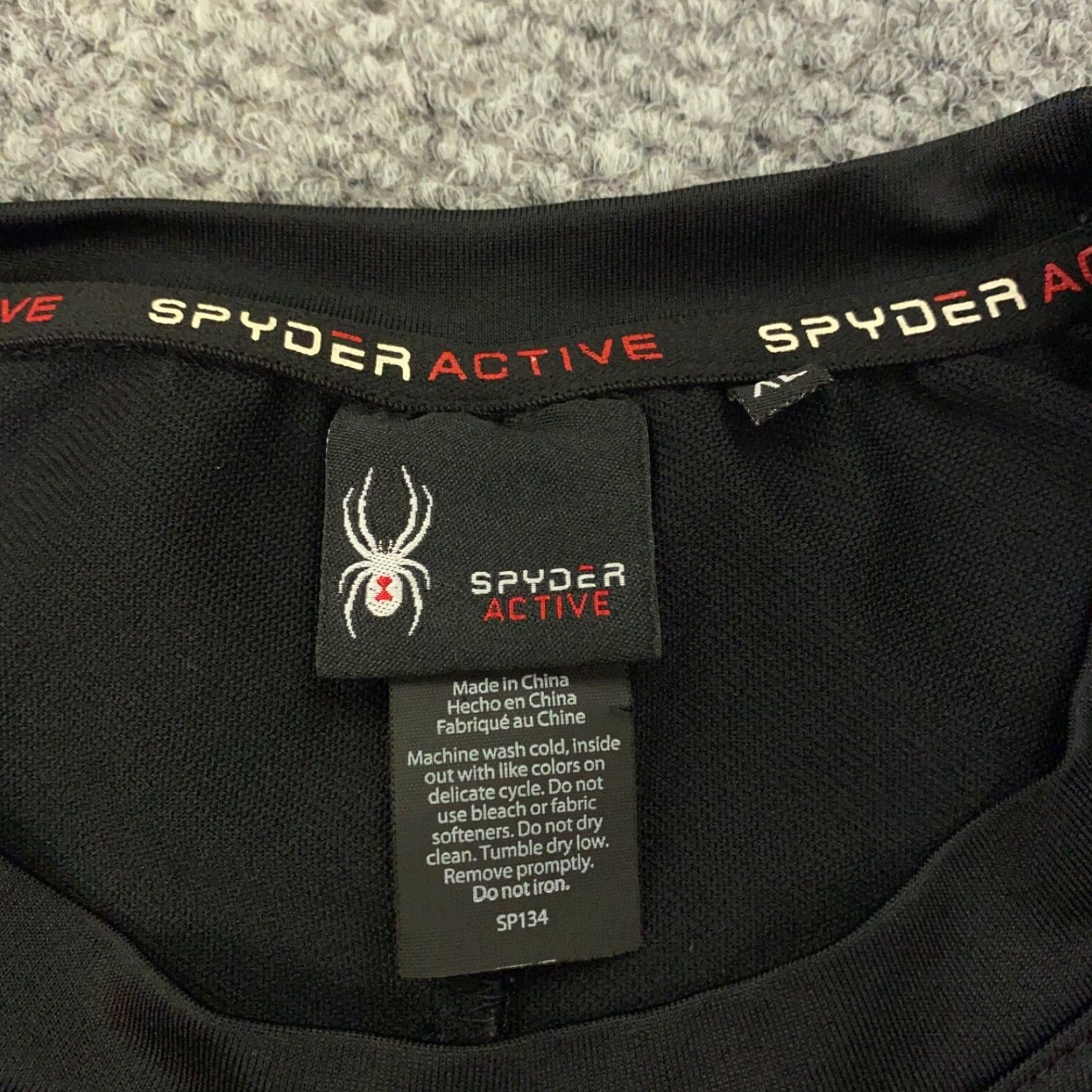 Spyder Spyder Shirt XL Workout Running Jogging Reflective Stretch Womens Size XL / US 12-14 / IT 48-50 - 5 Thumbnail