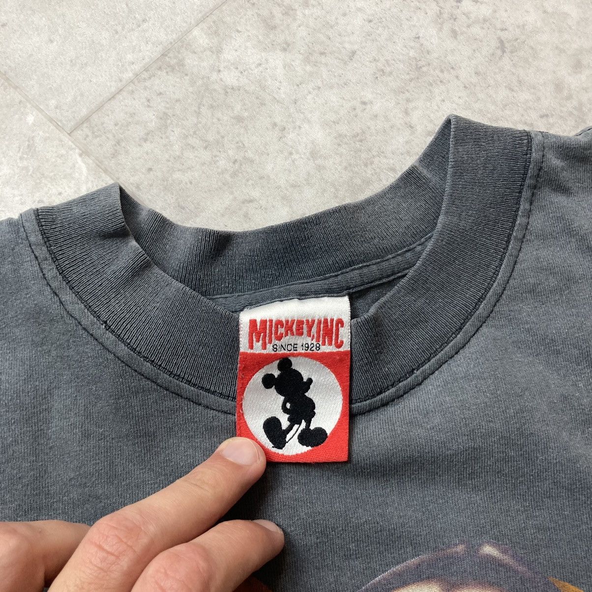 Disney vintage tigger winnie the pooh cartoon disney mickey inc Size US M / EU 48-50 / 2 - 6 Thumbnail