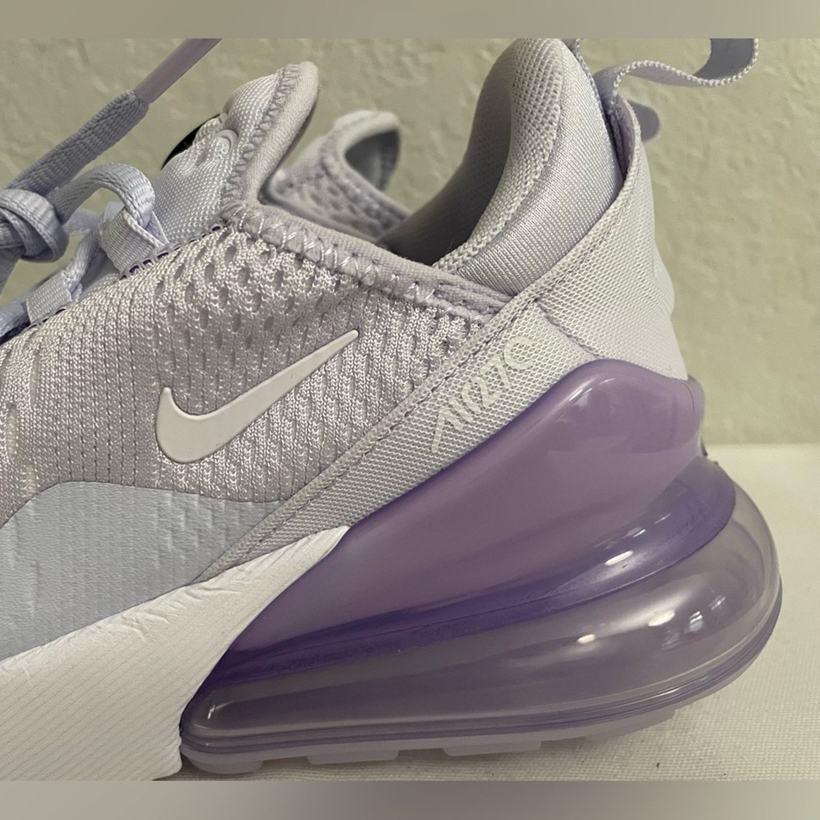 Nike Nike Air Max 270 in Amethyst Tint White Sneaker Women Size 6 Size US 6 / IT 36 - 4 Thumbnail