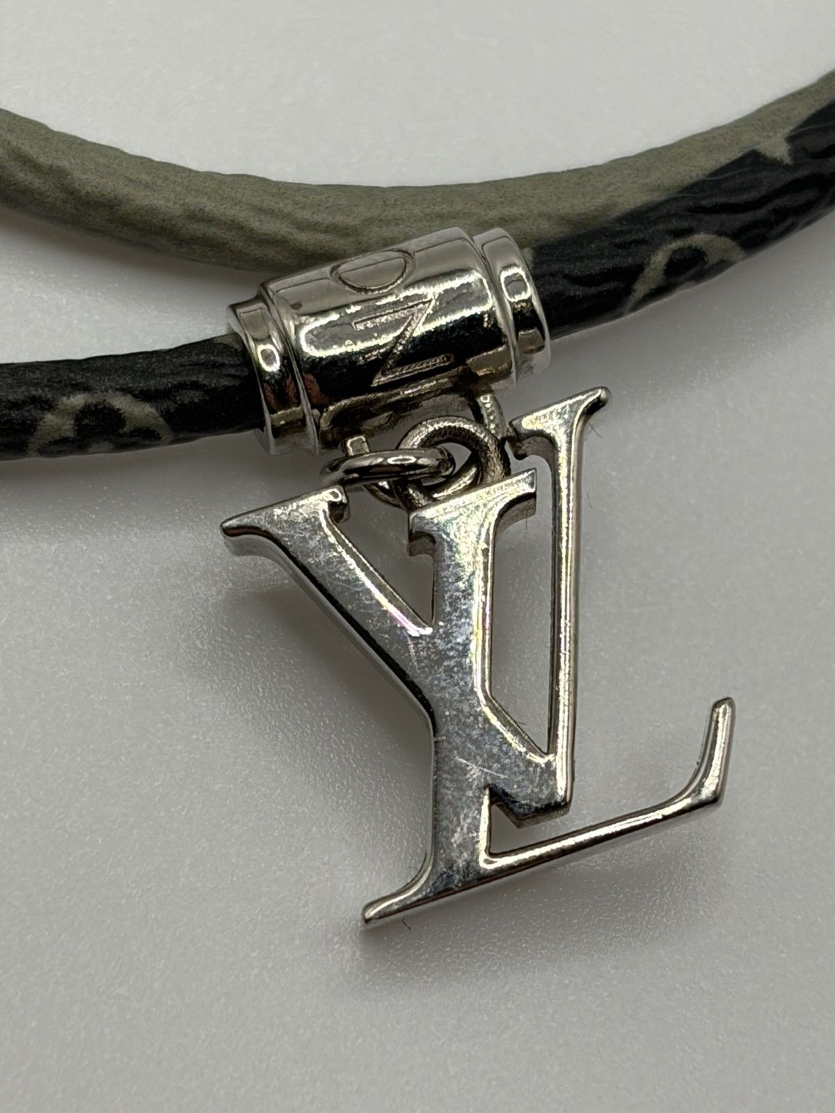 Louis Vuitton Louis Vuitton Bracelet Size ONE SIZE - 4 Thumbnail