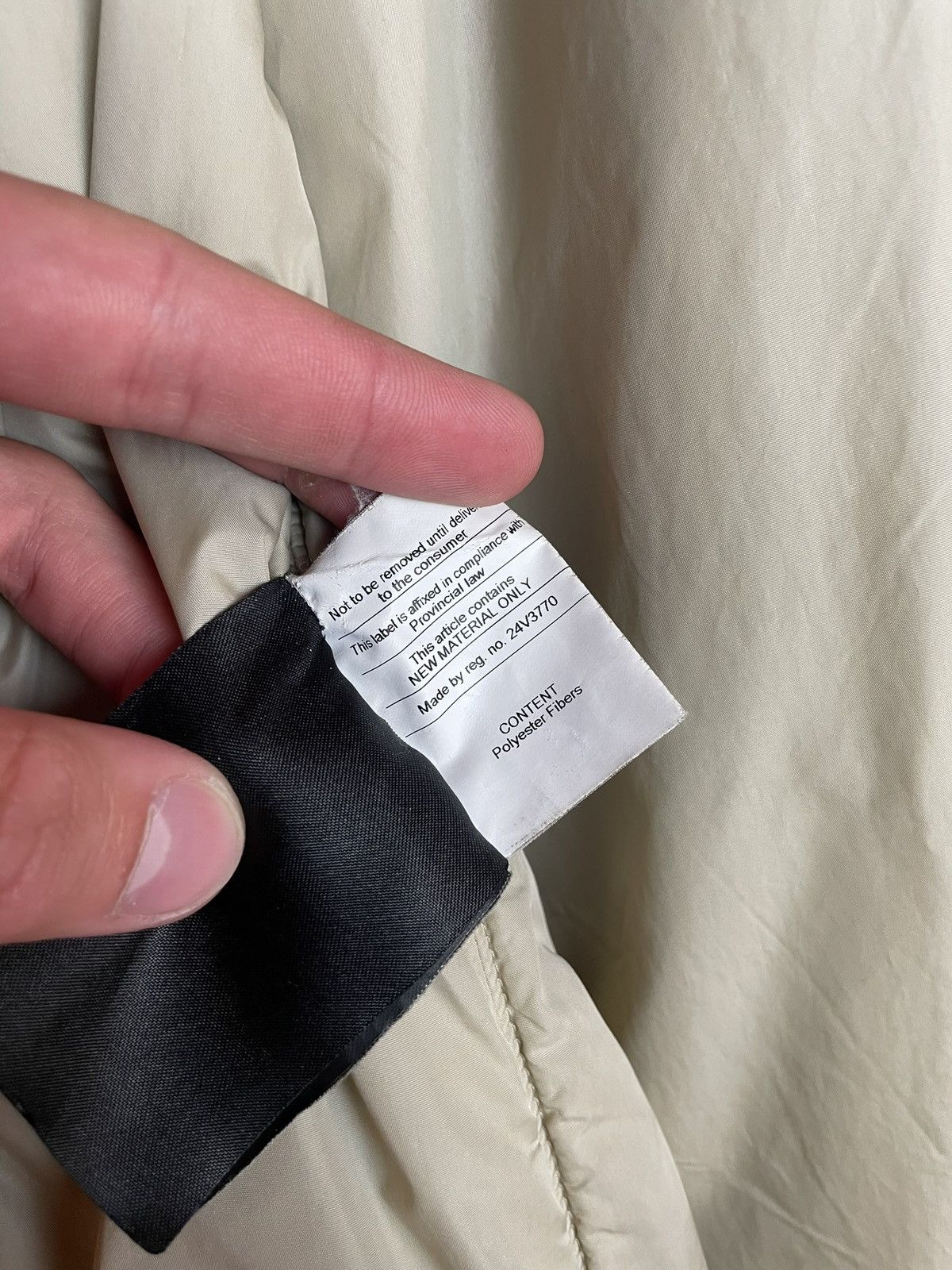Prada × Vintage Vintage Prada Gore-Tex Long Coat Womens Size L / US 10 / IT 46 - 12 Thumbnail