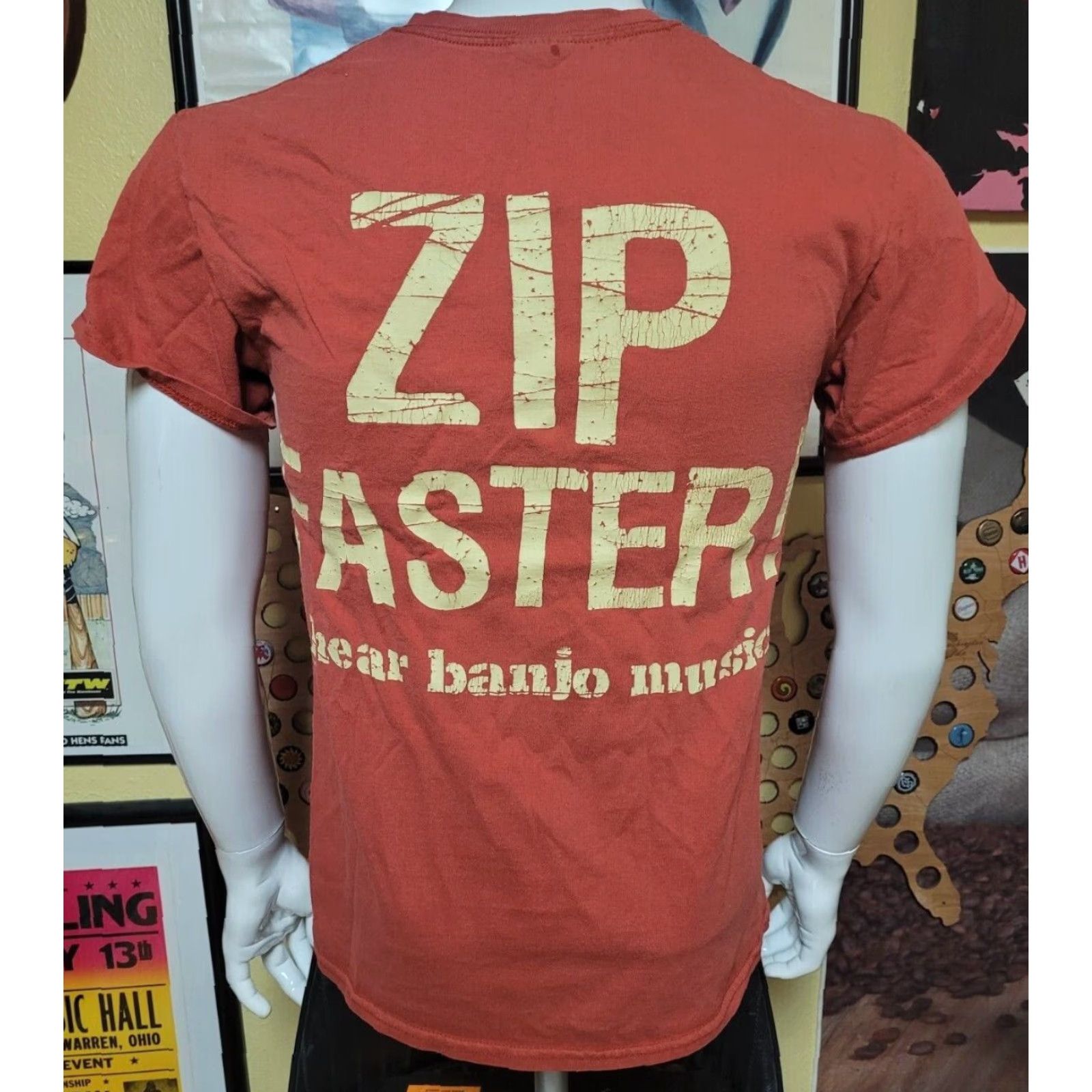 Gildan VINTAGE Zip Faster I Hear Banjo Music T Shirt Small Gildan Men Orange Short Sleeve Crew Neck 100% Cotton Graphic Tee Size US S / EU 44-46 / 1 - 2 Thumbnail