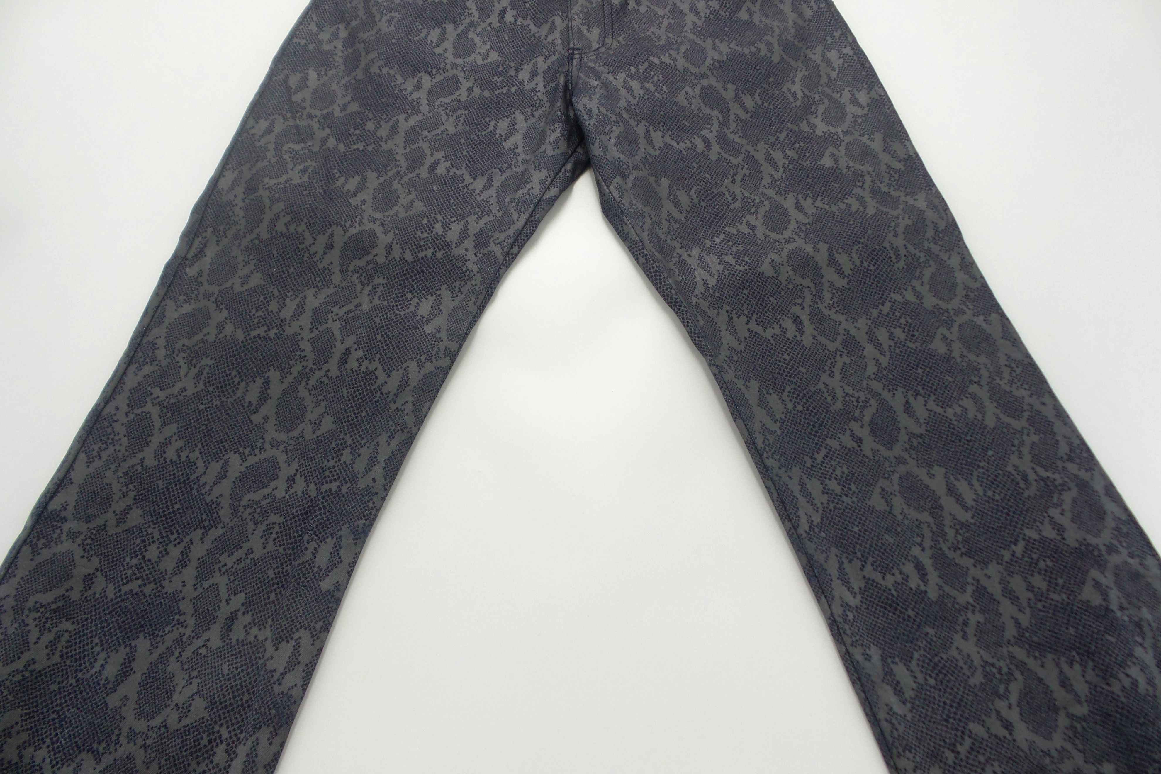Japanese Brand FOR HER Snake Skin Design Jeans W12xL39 Size US 26 / EU 42 - 5 Thumbnail
