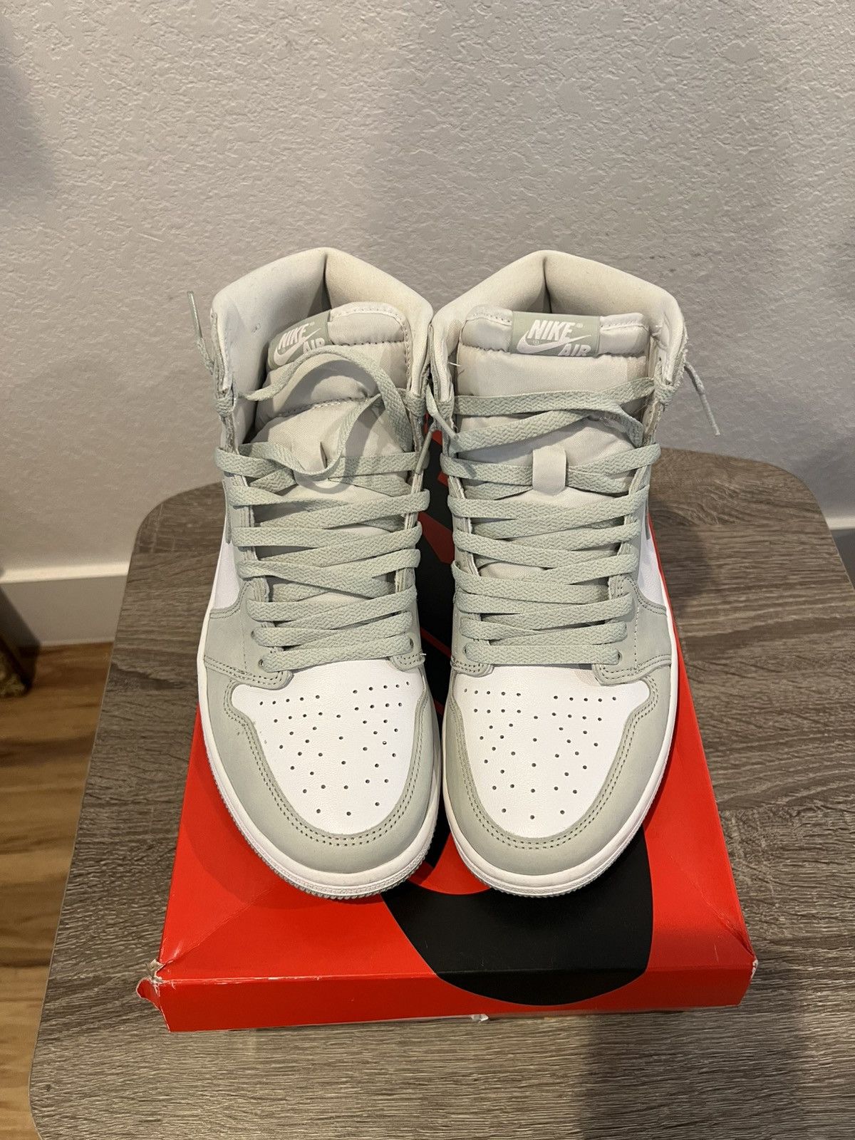 Jordan Brand Jordan 1 Seafoam Size US 9.5 / EU 42-43 - 3 Thumbnail