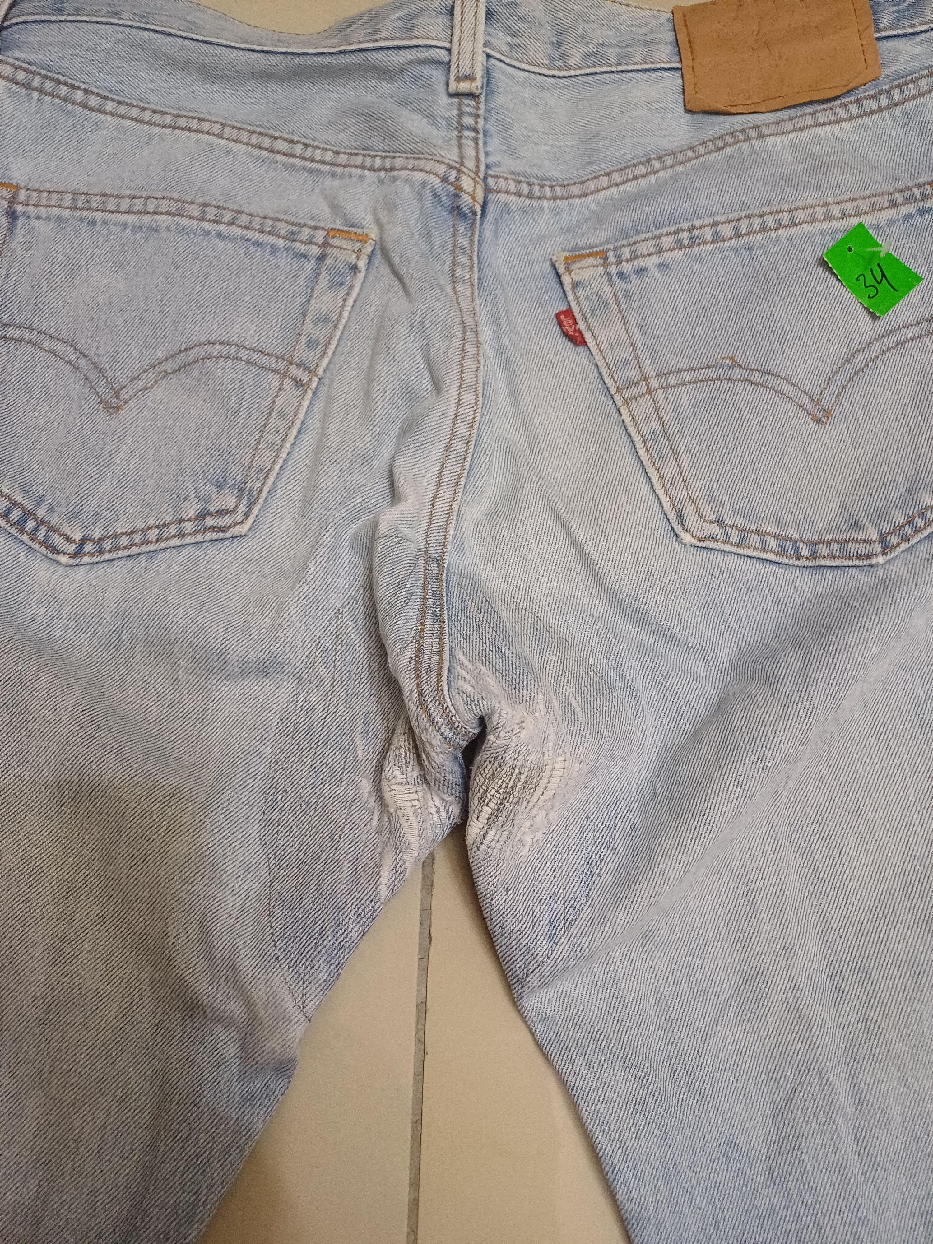 Levi's Vintage Clothing Crazy Distressed, vintage 90s Levis 501 🔥🔥🔥 Size US 32 / EU 48 - 17 Thumbnail