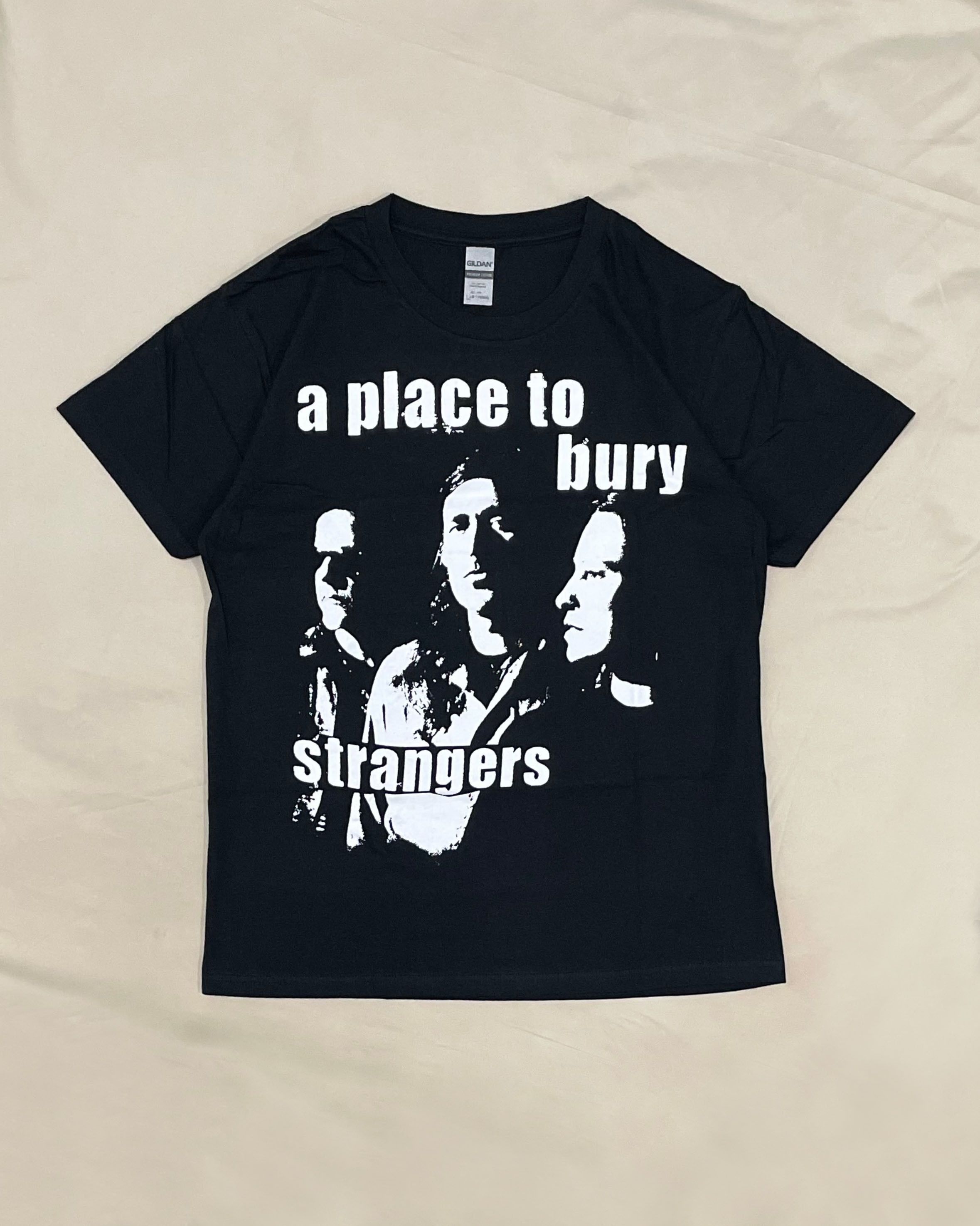 Band Tees A Place To Bury Strangers Tshirt Size US L / EU 52-54 / 3 - 1 Thumbnail
