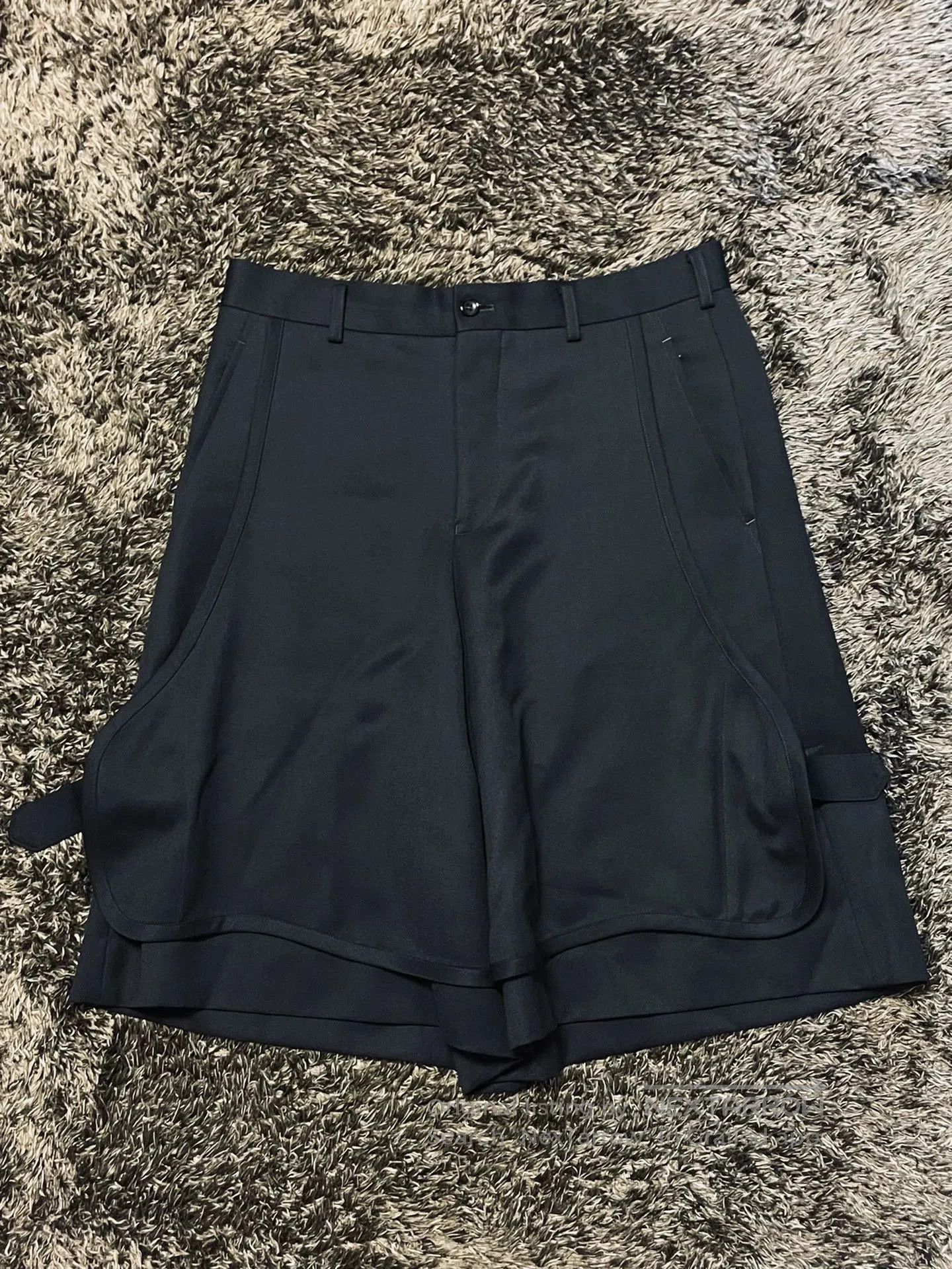 Comme des Garcons Comme des Garçons Tailored Shorts. Size US 31 - 1 Thumbnail