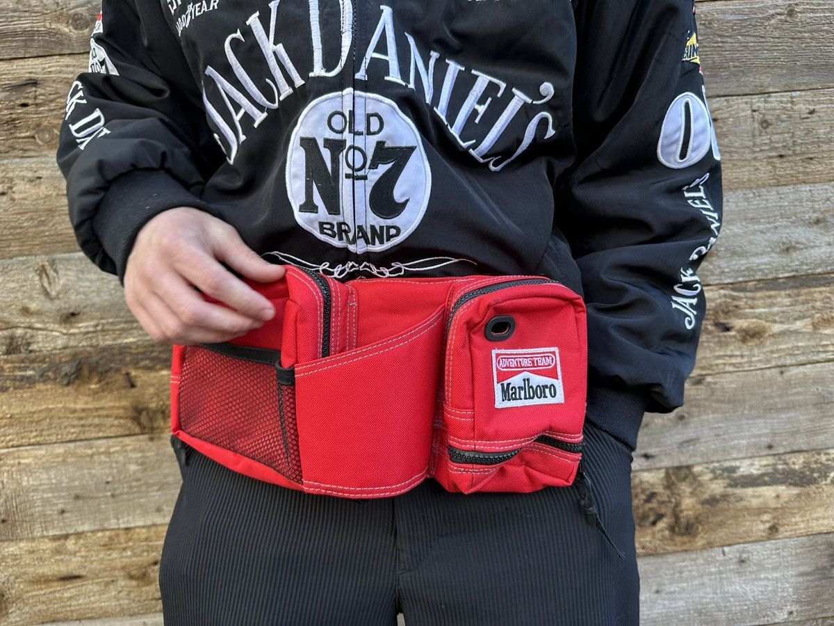 Marlboro × Vintage Marlboro Vintage Retro 1980s Cross Body Belt Bag 1990s Size ONE SIZE - 1 Thumbnail