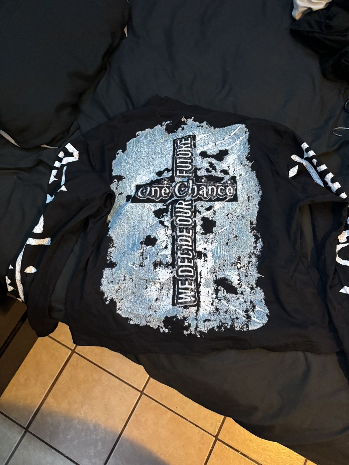 Other christian graphic long sleeve Size US XL / EU 56 / 4 - 2 Thumbnail