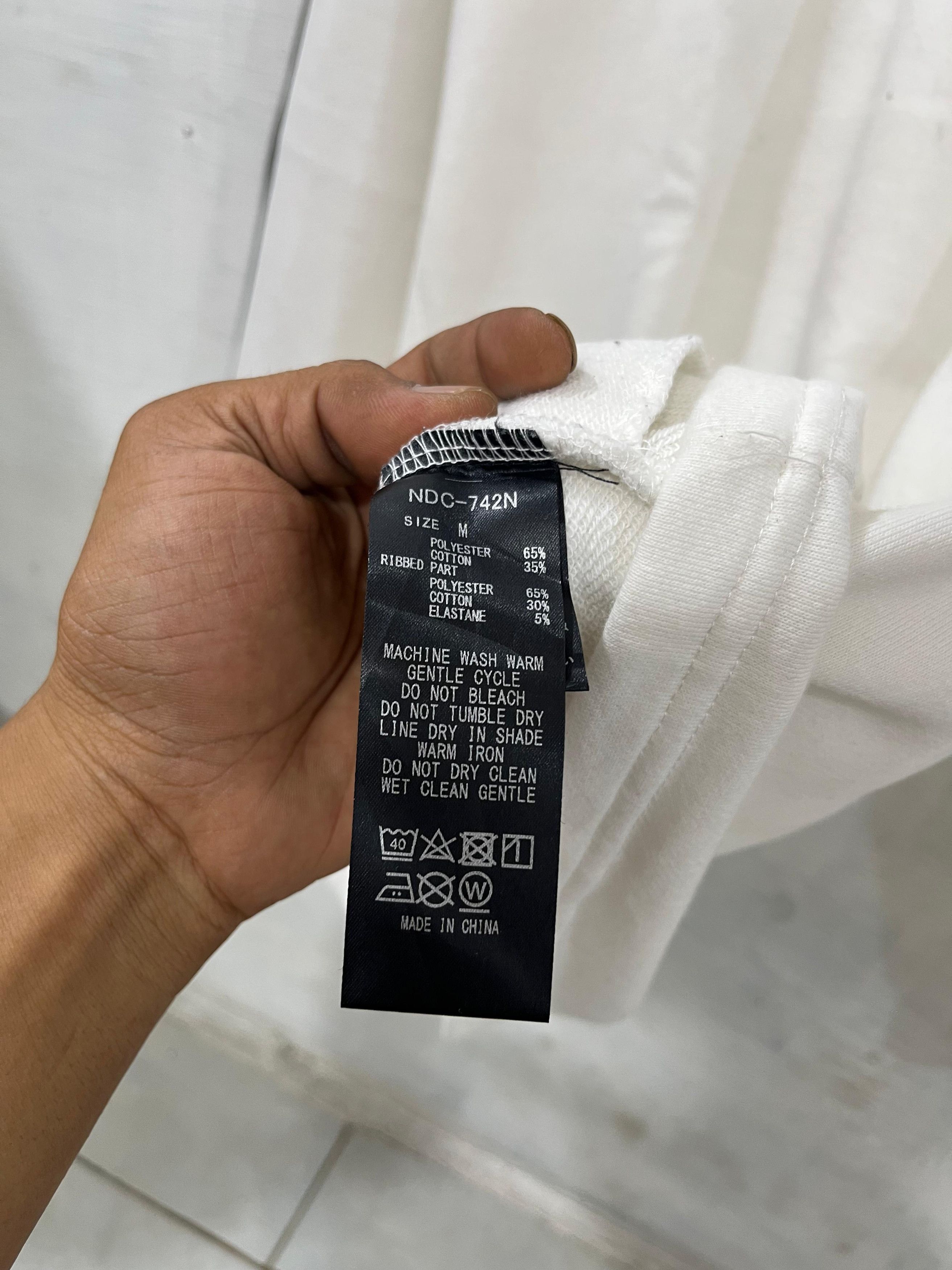 Number (N)ine Number (N)ine Armed Printed Sweatshirt Size US M / EU 48-50 / 2 - 9 Thumbnail