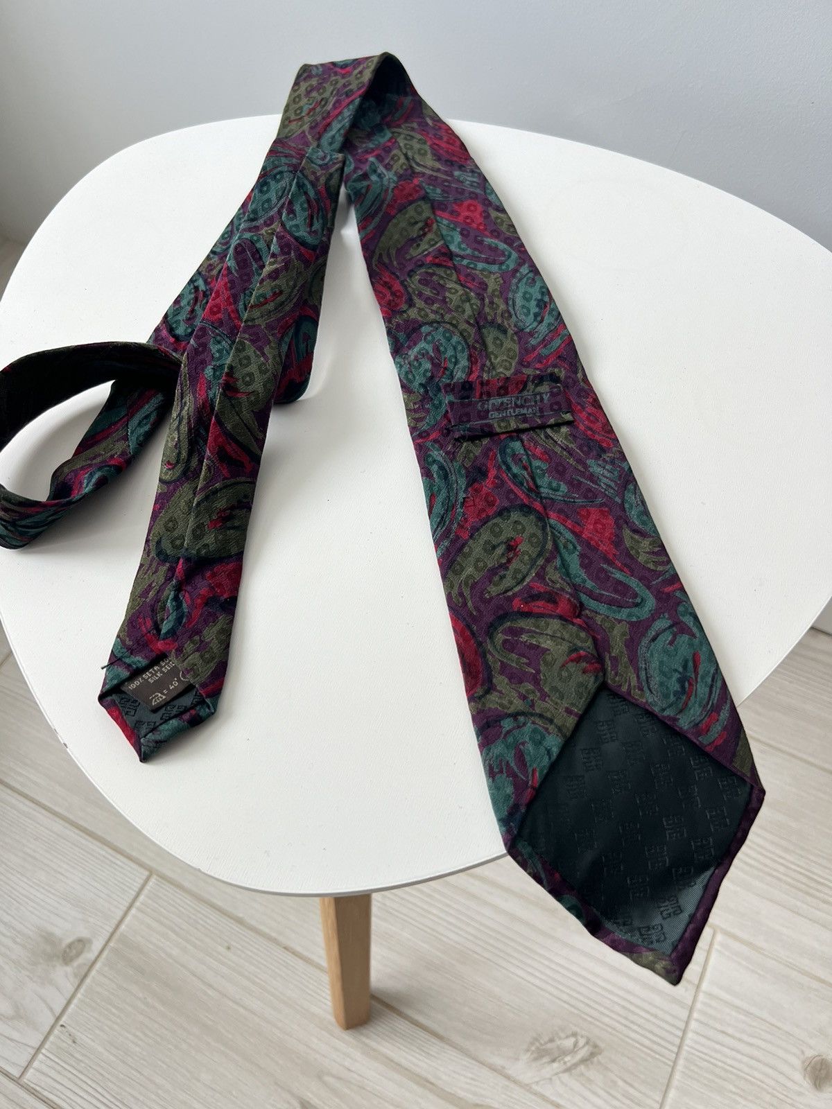 Vintage GIVENCHY Gentleman Silk Tie Paisley print