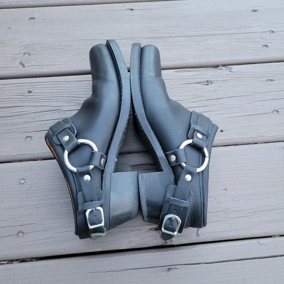 frye leather mules