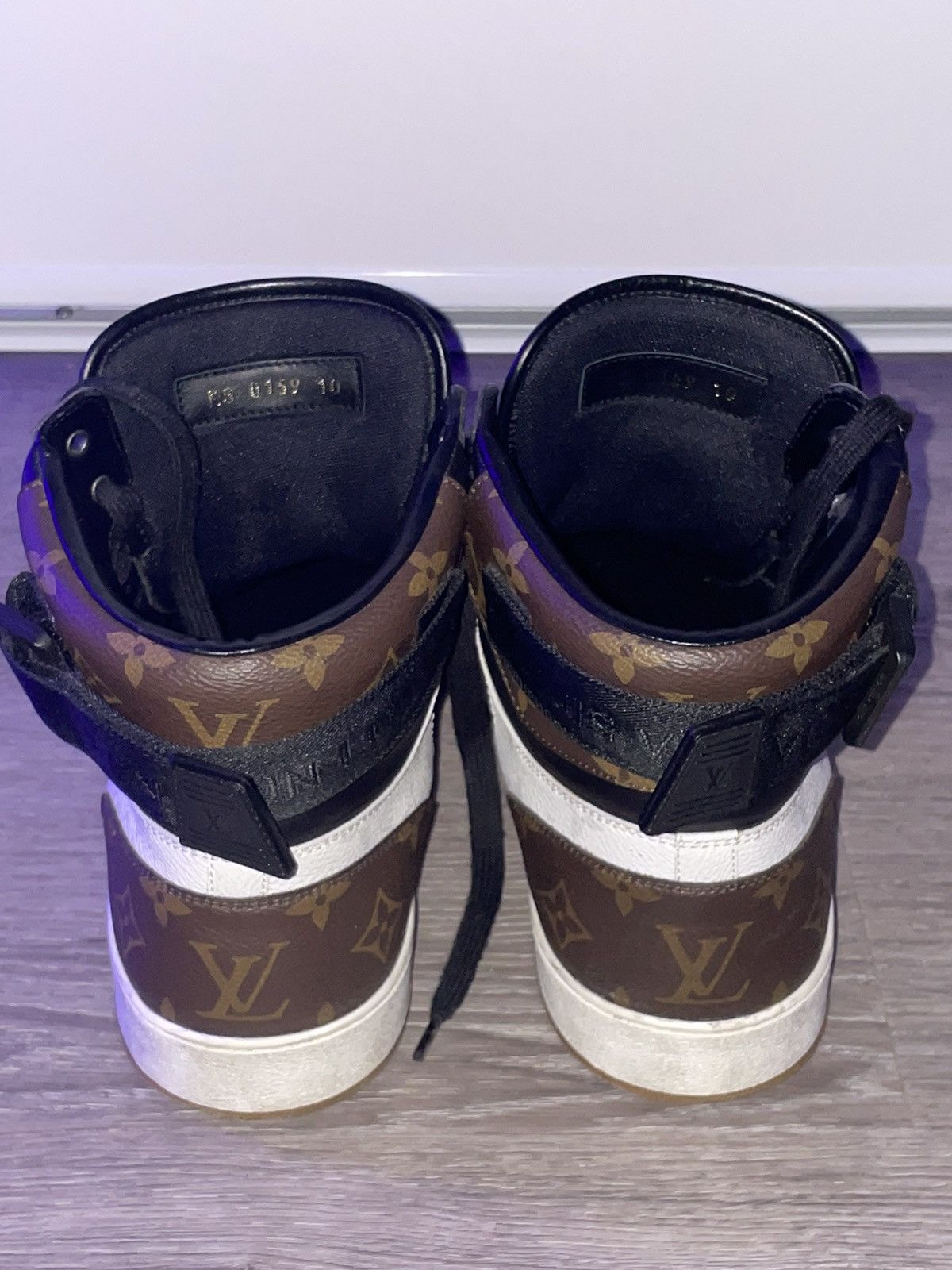 Louis Vuitton Rivoli Monogram Multicolor Hightop Size US 10 / EU 43 - 4 Thumbnail