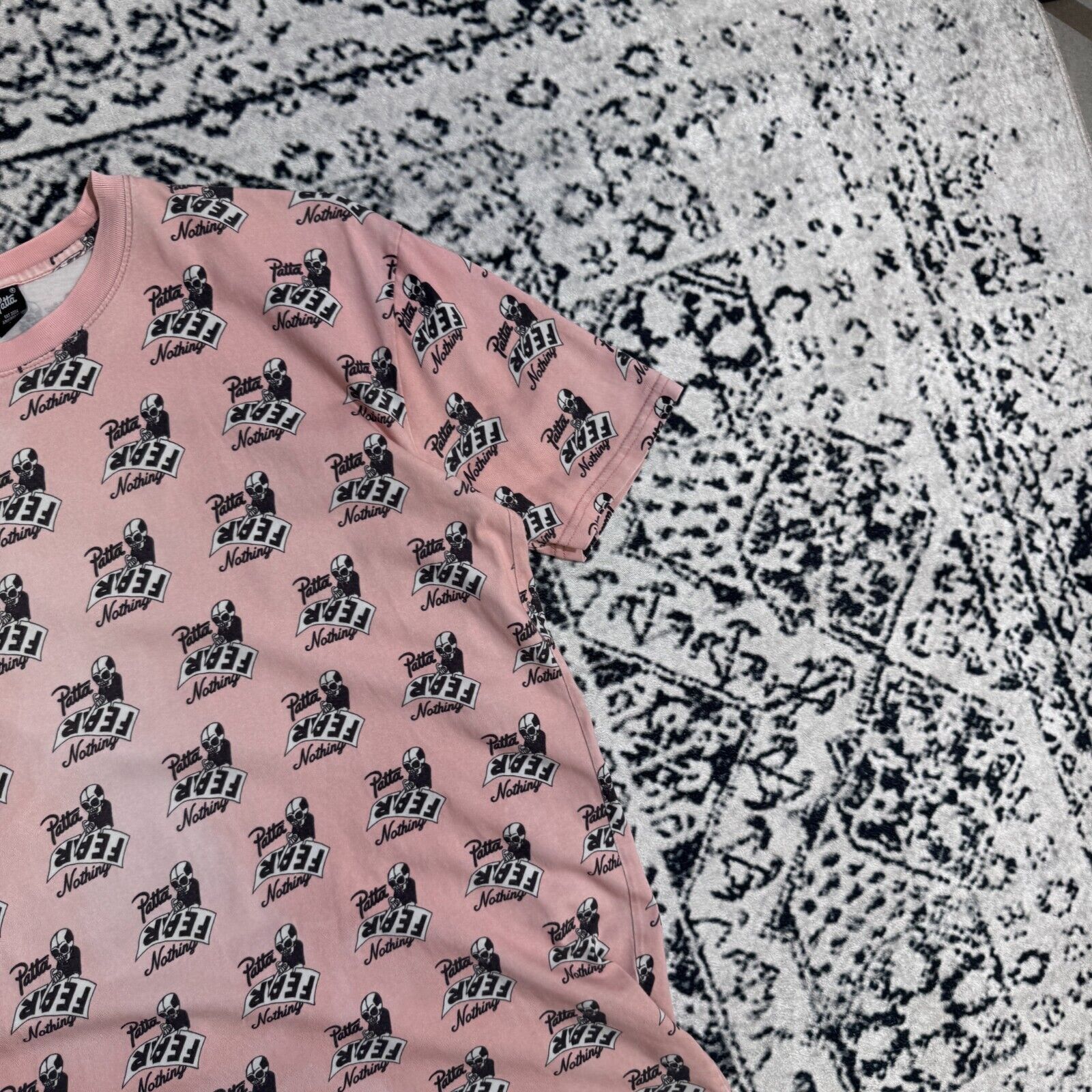 Patta × Vintage Vintage Patta Pink Cotton T-Shirt Size L Allover Print Y2K Size US L / EU 52-54 / 3 - 3 Thumbnail