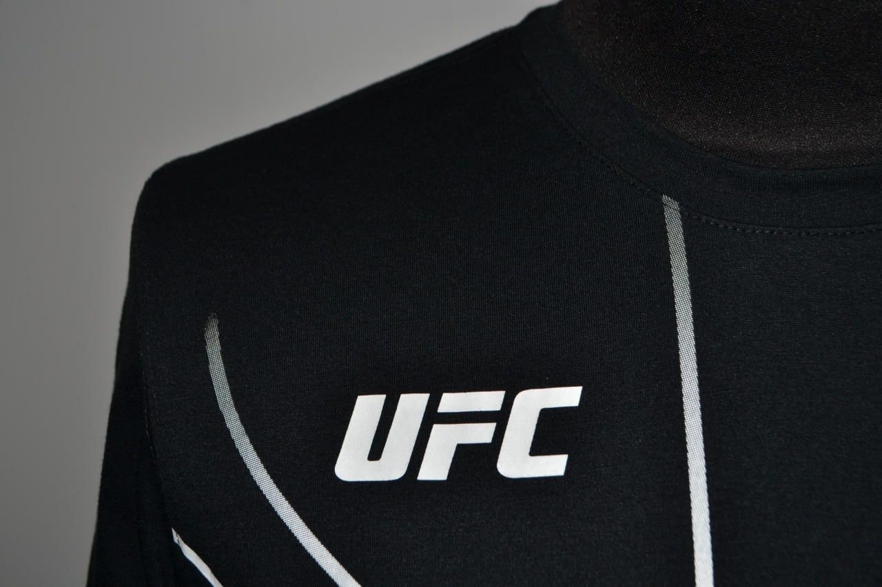 UFC Venum UFC Authentic Fight Week Short Sleeve T-Shirt Size M Size US M / EU 48-50 / 2 - 4 Thumbnail