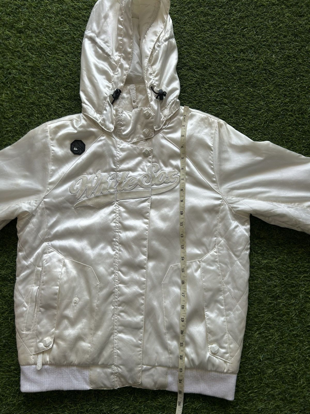 MLB Rare MLB White Sox Satin Puffy Jacket ZipOff Hood Streetwear Size US S / EU 44-46 / 1 - 4 Thumbnail