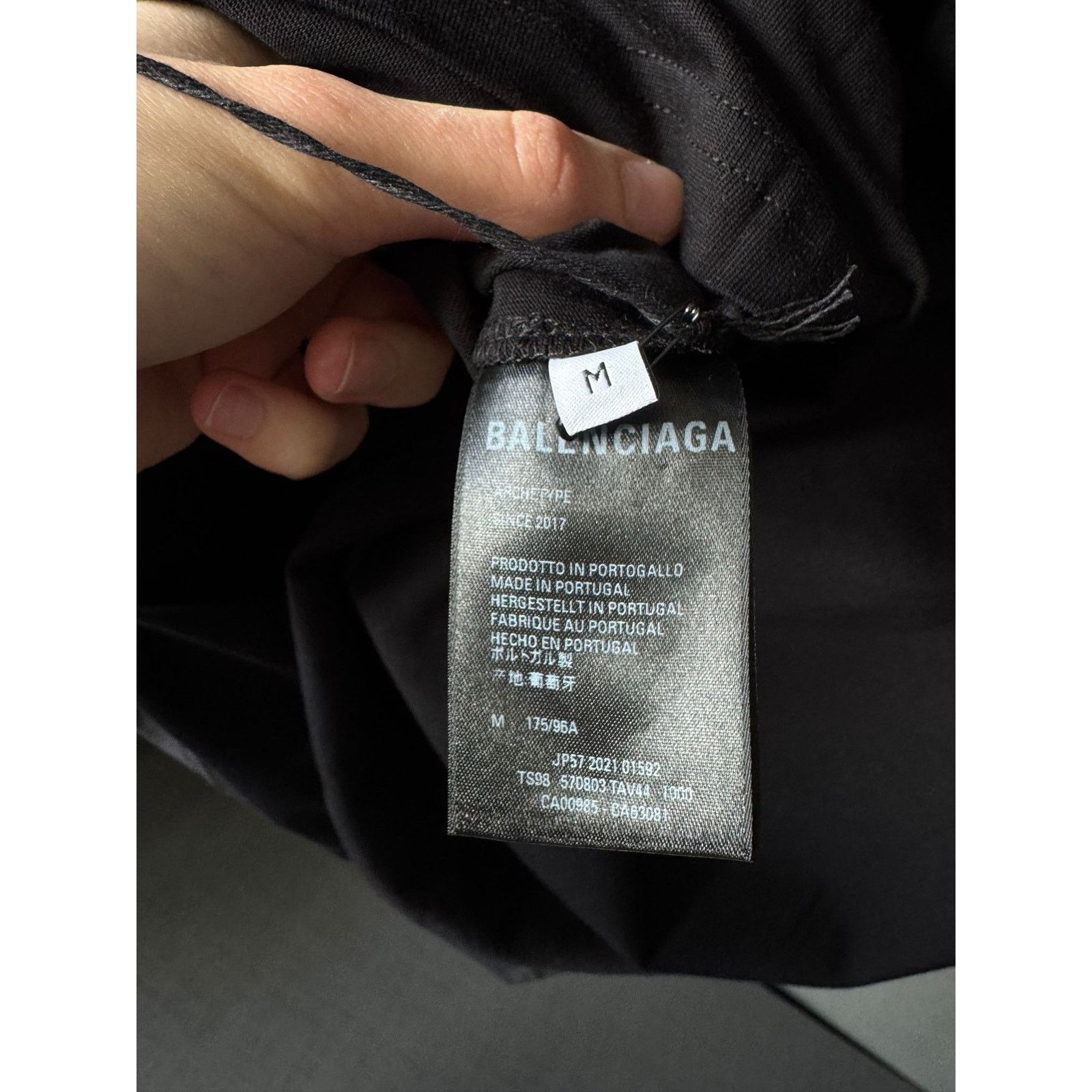 Balenciaga o1alis0126 Men's Political Campaign Large Fit T-Shirt Black Size US M / EU 48-50 / 2 - 6 Thumbnail