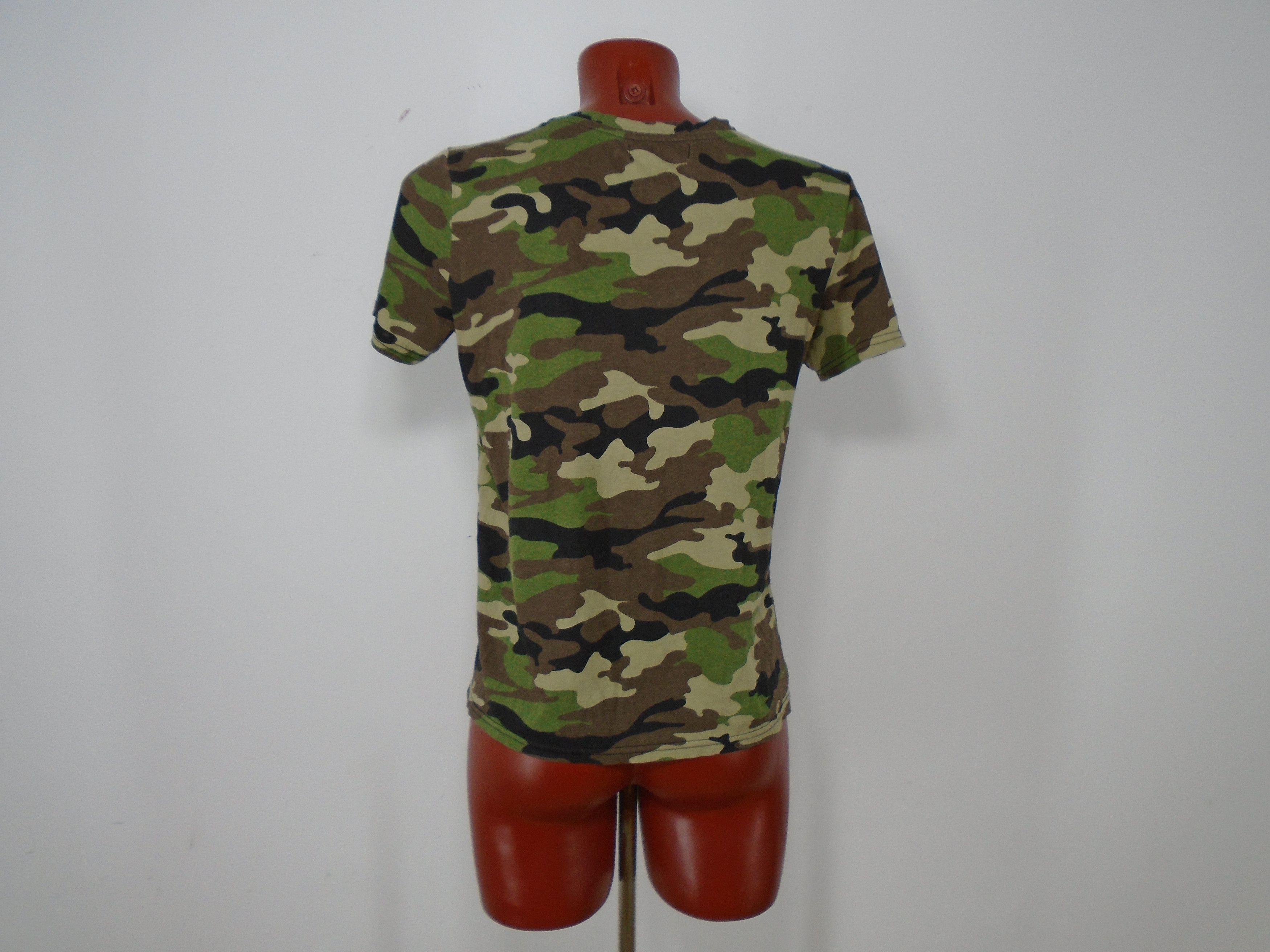 Bershka Women's T-Shirt Bershka. Multicolor. M. Used. Good condition Size M / US 6-8 / IT 42-44 - 2 Thumbnail
