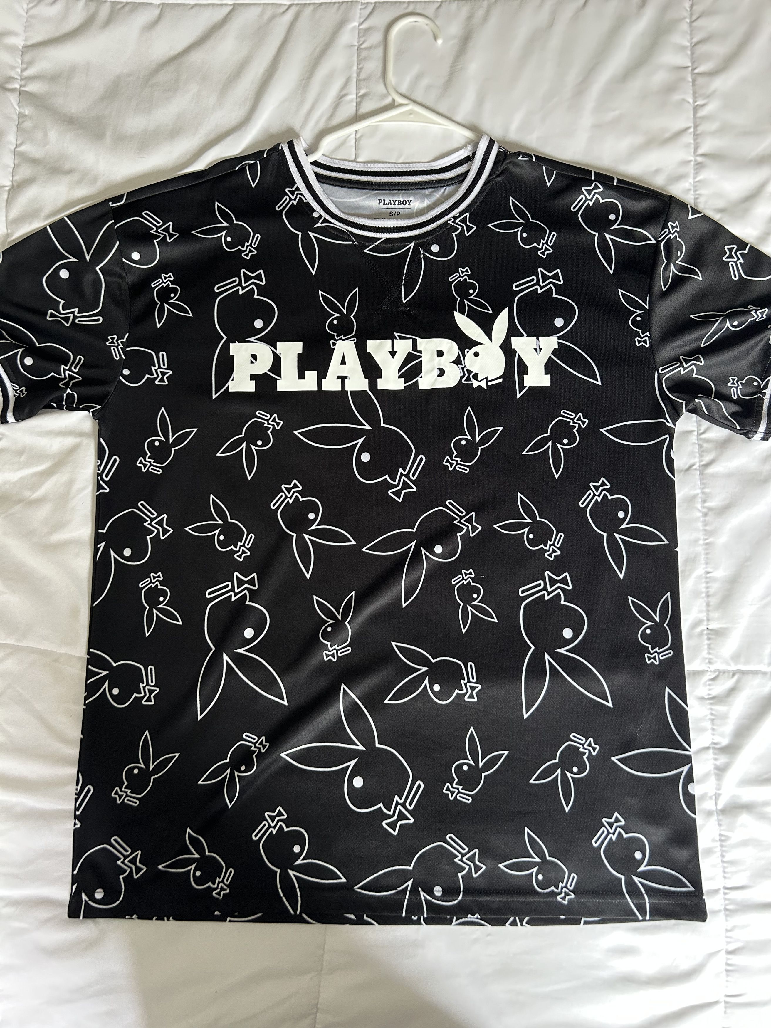Playboy Playboy Exclusive All-Over Print Jersey - Iconic Streetwear Size US S / EU 44-46 / 1 - 1 Thumbnail