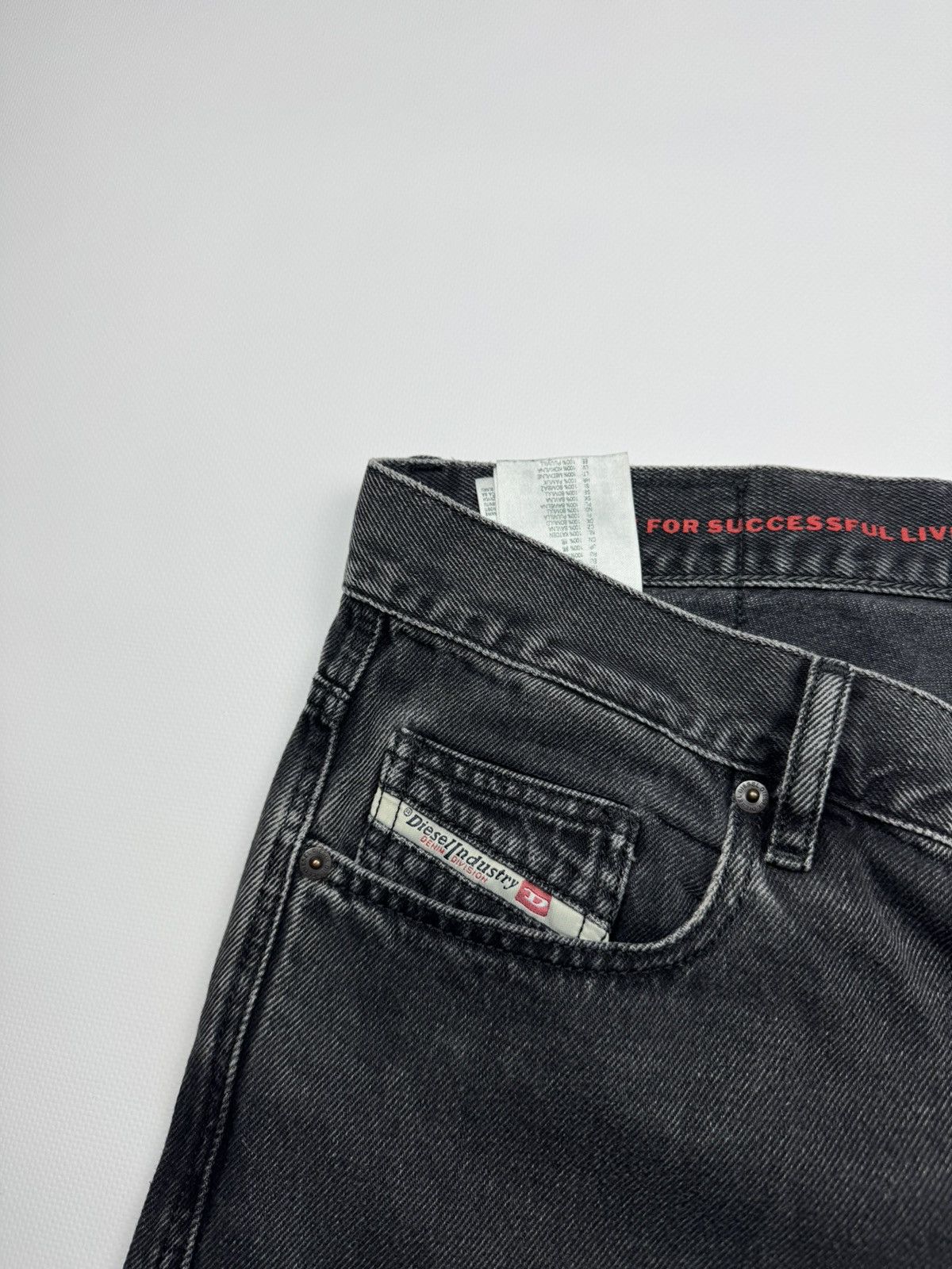 Diesel Diesel Straight Fit Men's Jeans Size US 34 / EU 50 - 8 Thumbnail