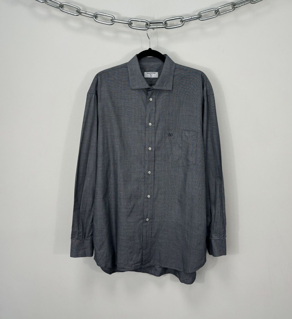 Valentino × Vintage Vintage Valentino Gray Pocket Logo Luxury Shirt Size US XL / EU 56 / 4 - 1 Thumbnail