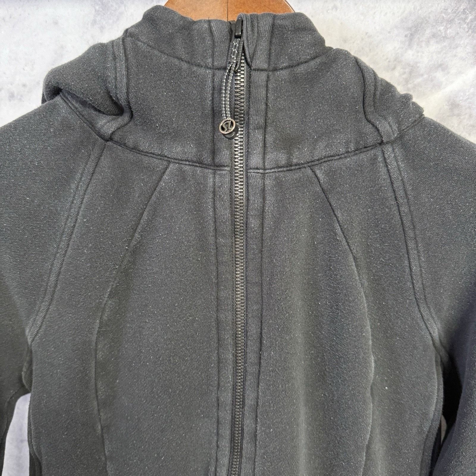 Lululemon Lululemon Hoodie Sweatshirt Womens Size 8 Faded Black Full Z Size M / US 6-8 / IT 42-44 - 3 Thumbnail