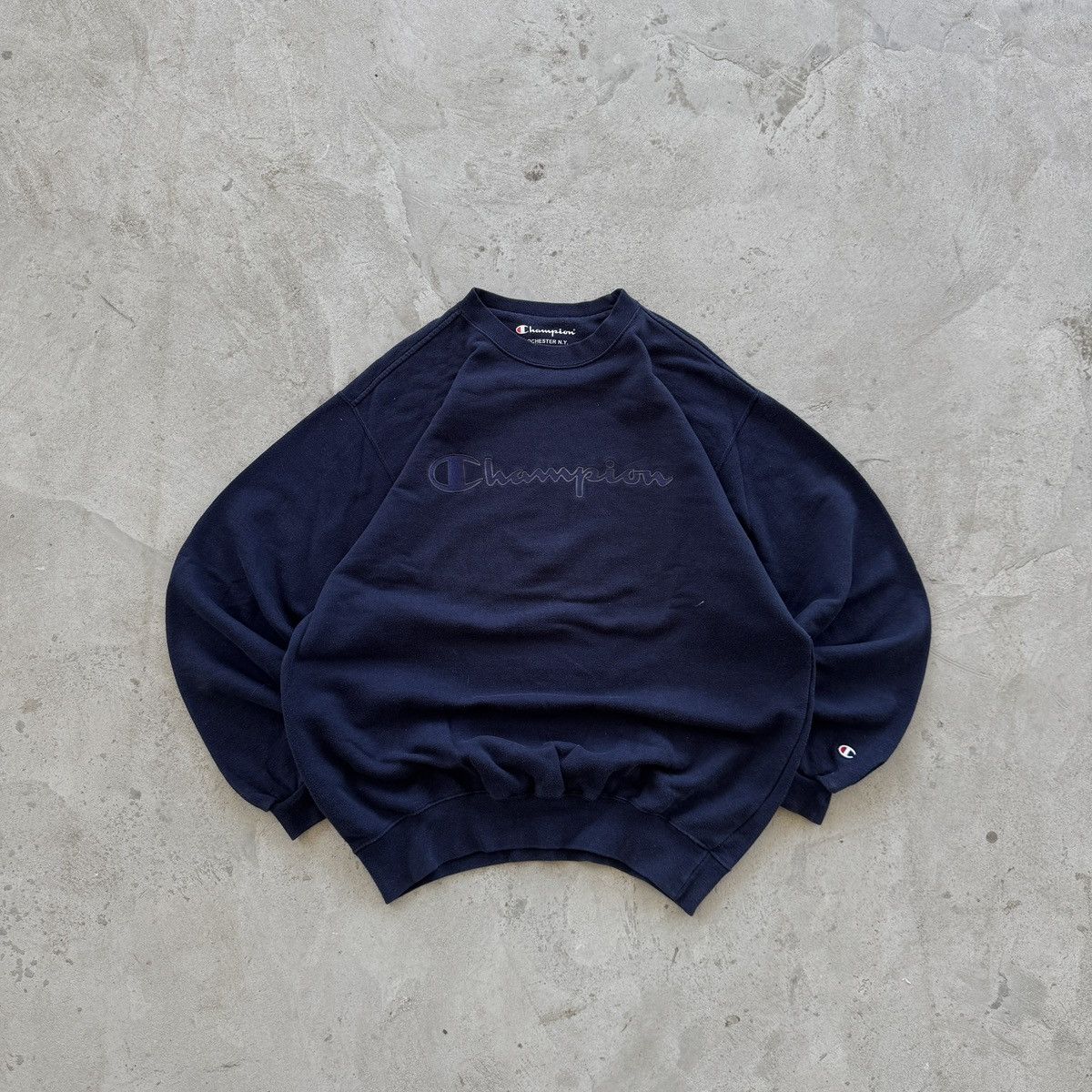 Champion Vintage 90s Champion Baggy Crewneck Sweatshirt Navy Blue Size US XL / EU 56 / 4 - 1 Thumbnail