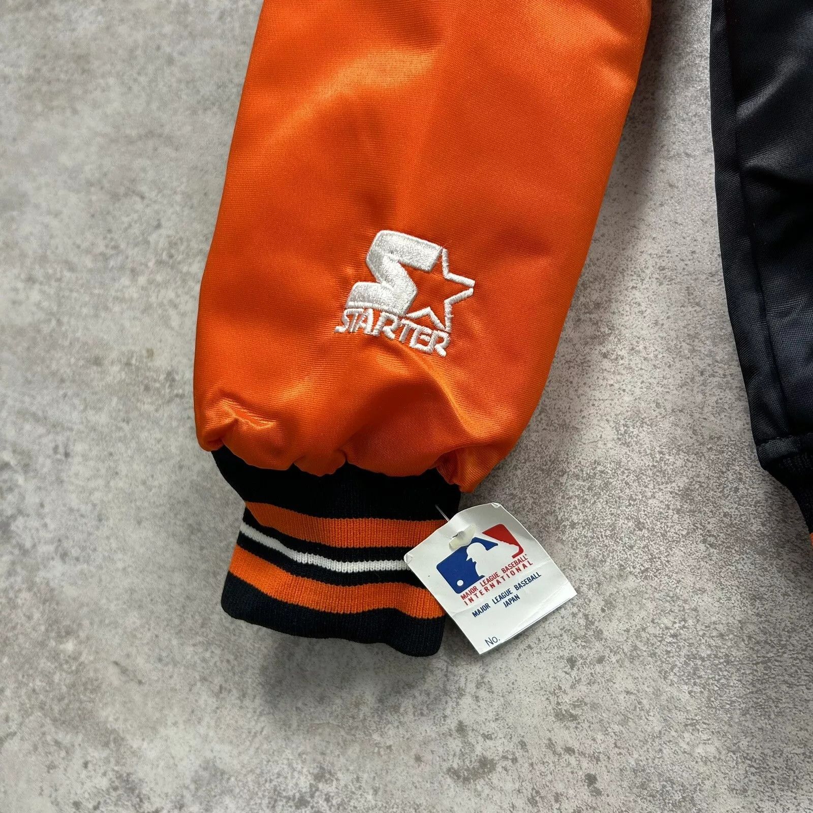 MLB × Starter × Vintage RARE DS MLB BALTIMORE ORIOLES CAL RIPKEN JR SATIN JACKET Size US M / EU 48-50 / 2 - 3 Thumbnail