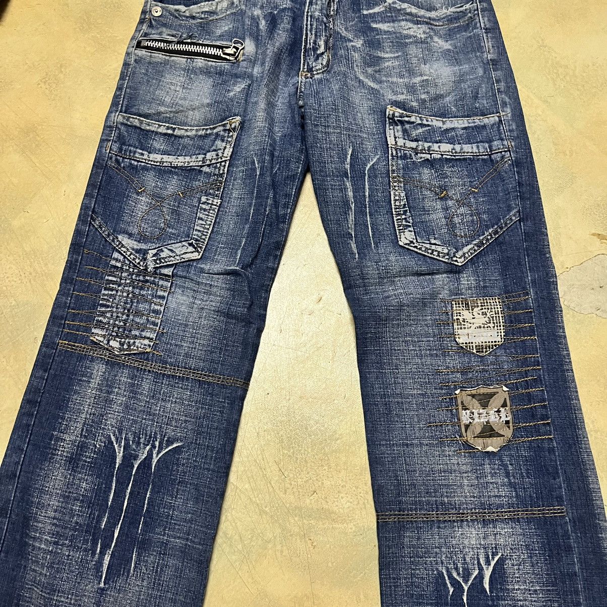 Japanese Brand Japanese Brand Multipockets Distressed Style Denim Jeans Size US 35 - 4 Thumbnail
