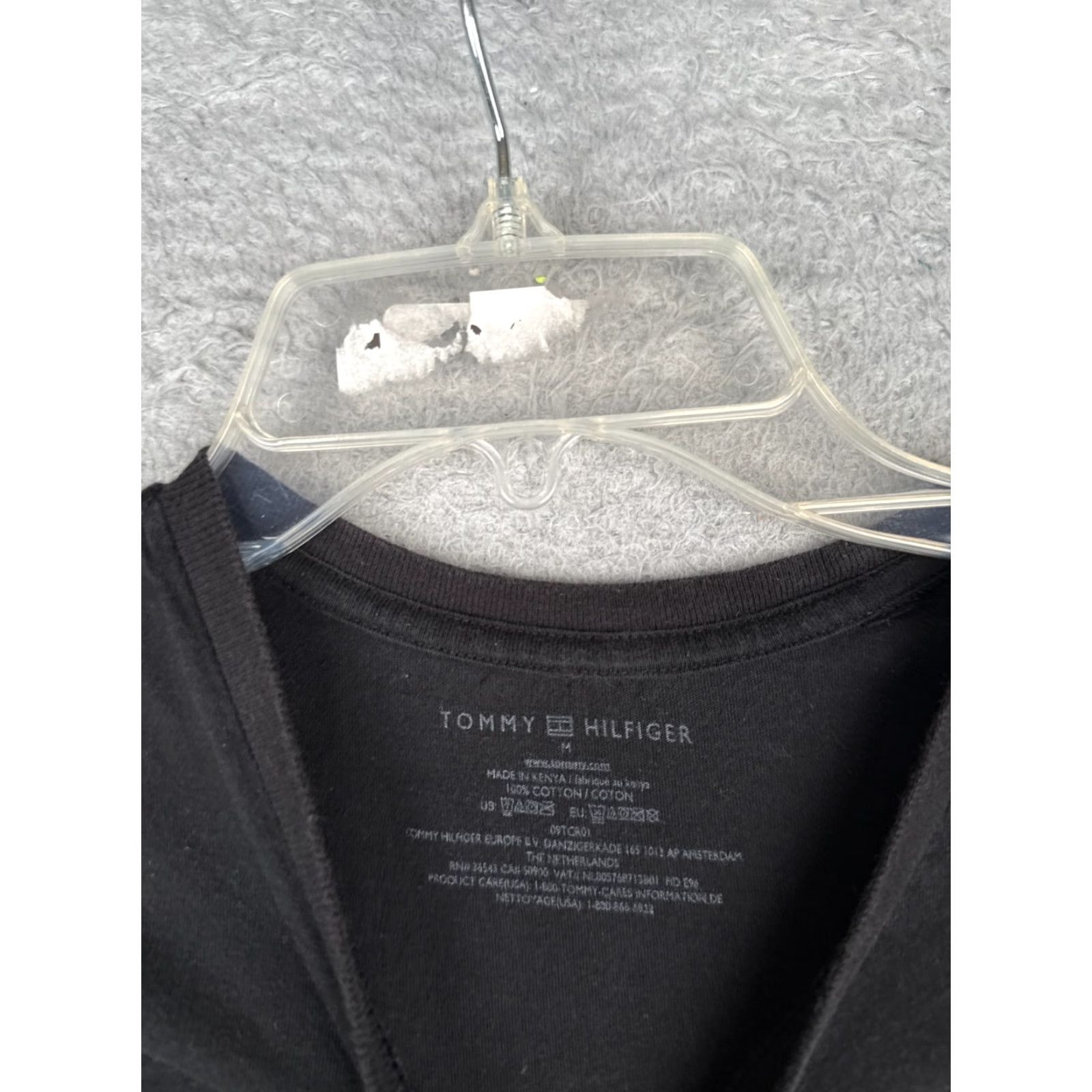 Tommy Hilfiger Tommy Hilfiger Shirt Adult Medium Black Short Sleeve Crew Neck Cotton SlimREAD Size US M / EU 48-50 / 2 - 6 Thumbnail