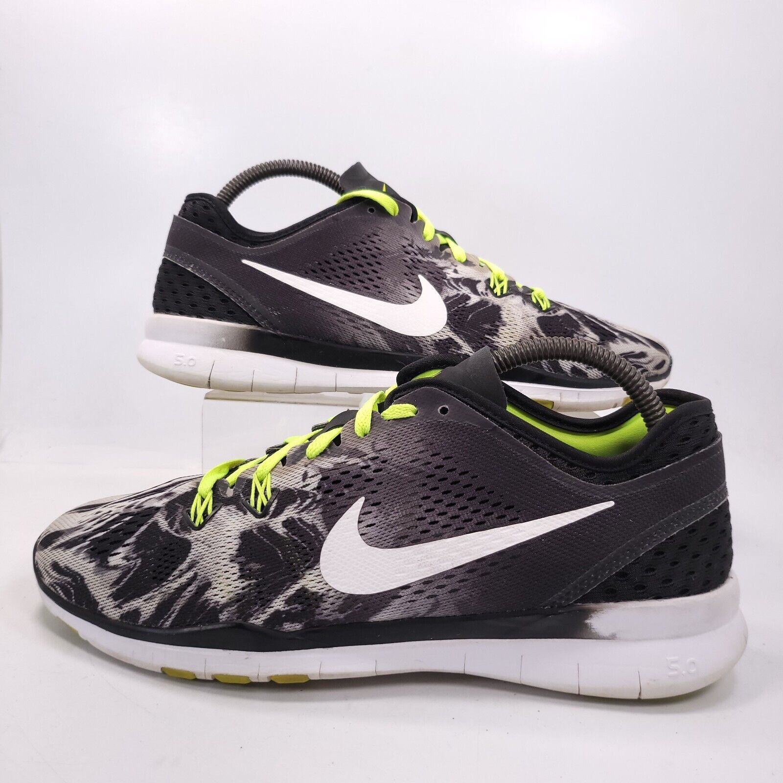 Nike Nike Free TR Fit 5 Shoe Womens Size 9 704695-014 Black White Size US 9 / IT 39 - 5 Thumbnail