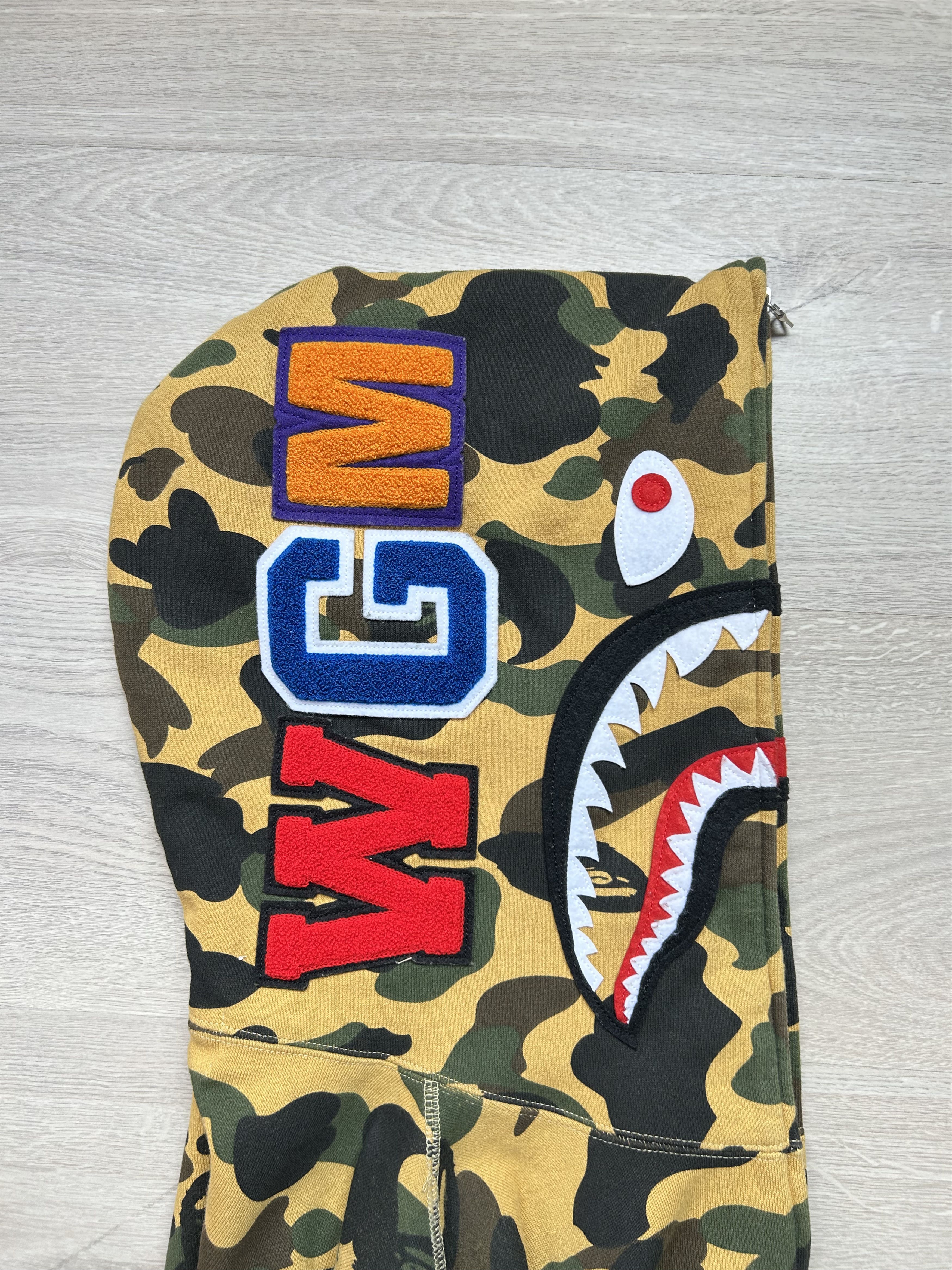 Bape A Bathing Ape 1st Camo Yellow Shark Full Zip Hoodie [Size S] Size US S / EU 44-46 / 1 - 4 Thumbnail