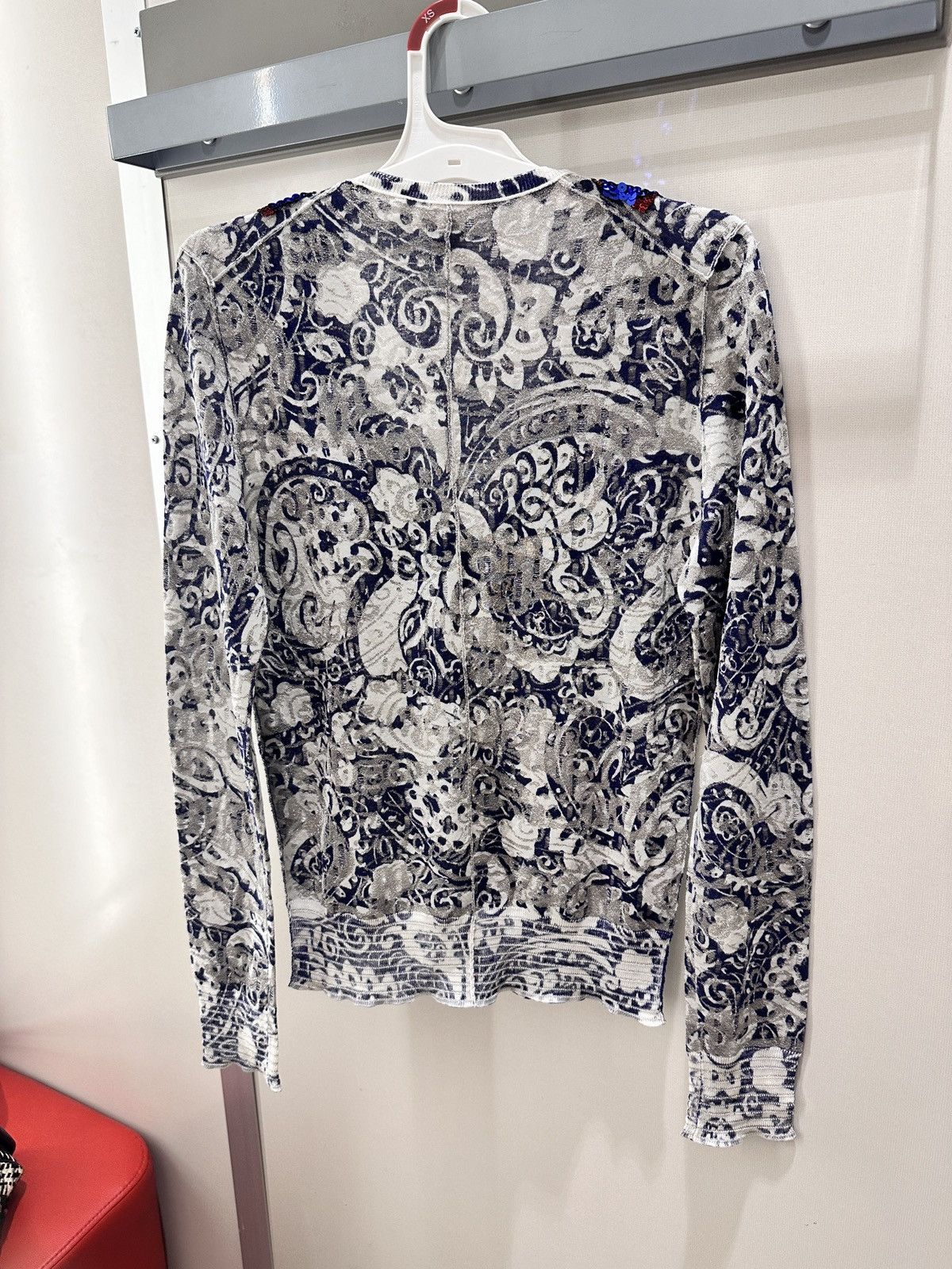 Marc Jacobs NWOT Marc Jacob’s Sequined Glitter Floral Blouse Top/S Size S / US 4 / IT 40 - 2 Thumbnail