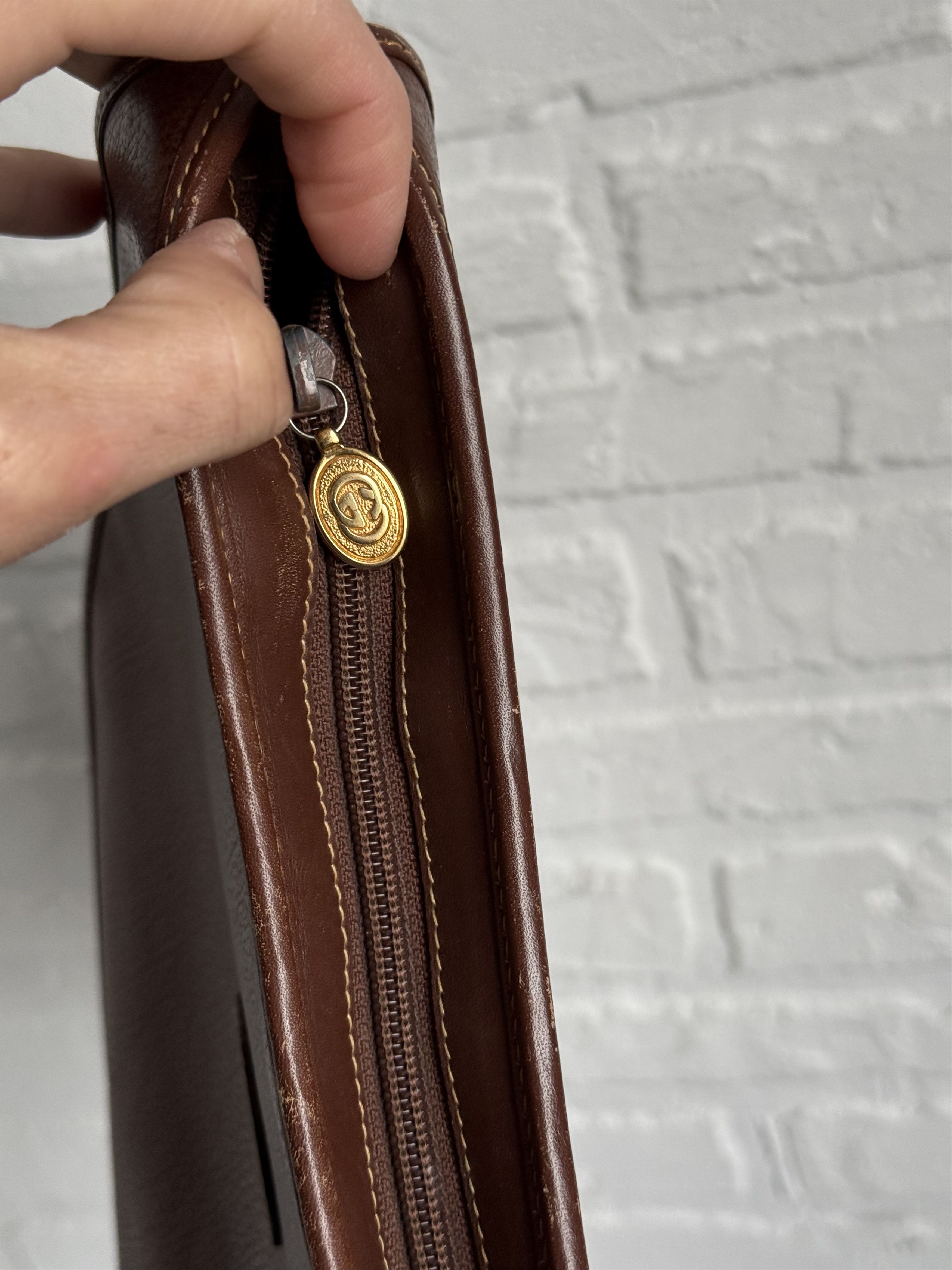Gucci Vintage 1970s Gucci GG crest Brown shoulder bag Size ONE SIZE - 5 Thumbnail