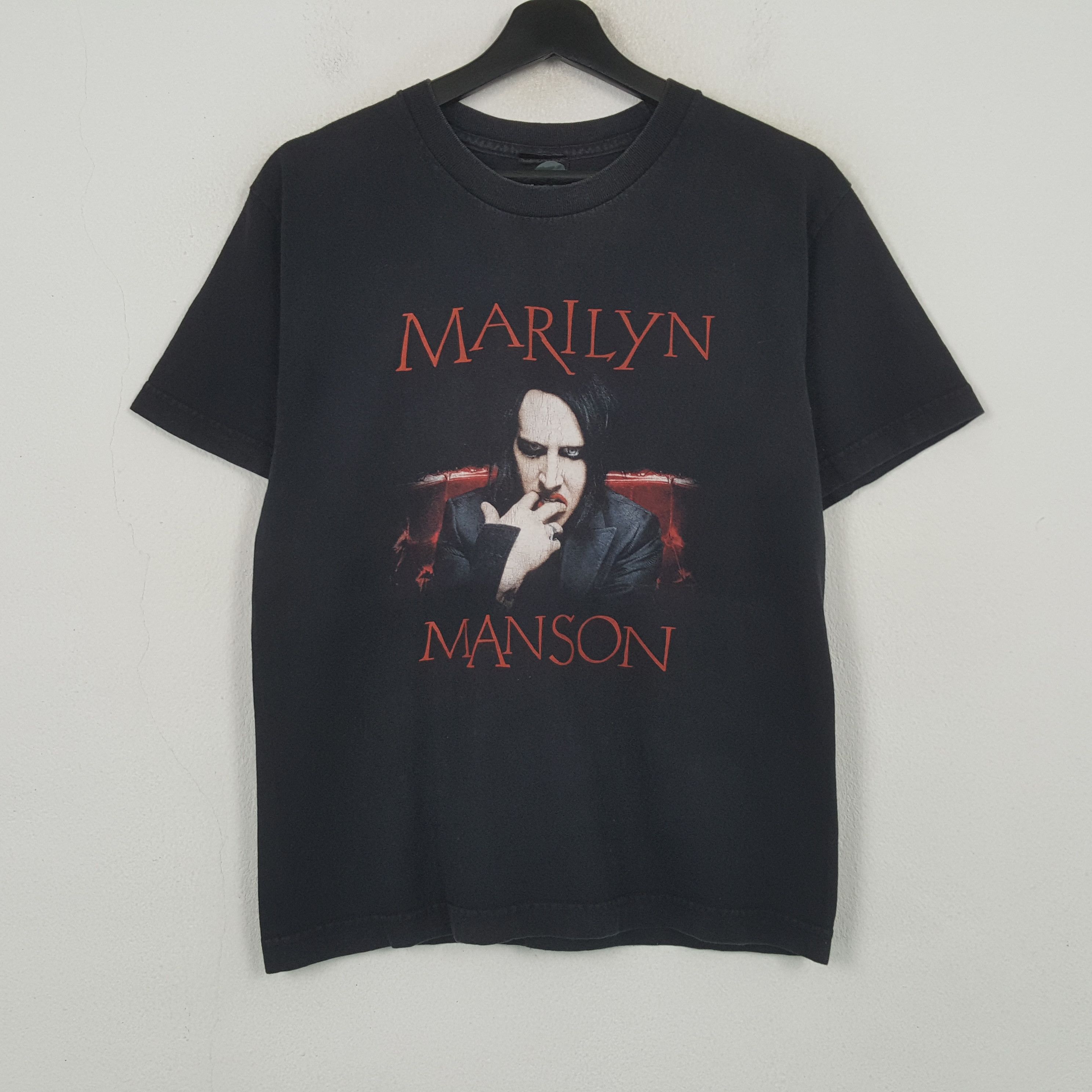 Band Tees Marilyn Manson Rock Singer Music Tshirt RR24 Size US S / EU 44-46 / 1 - 1 Thumbnail
