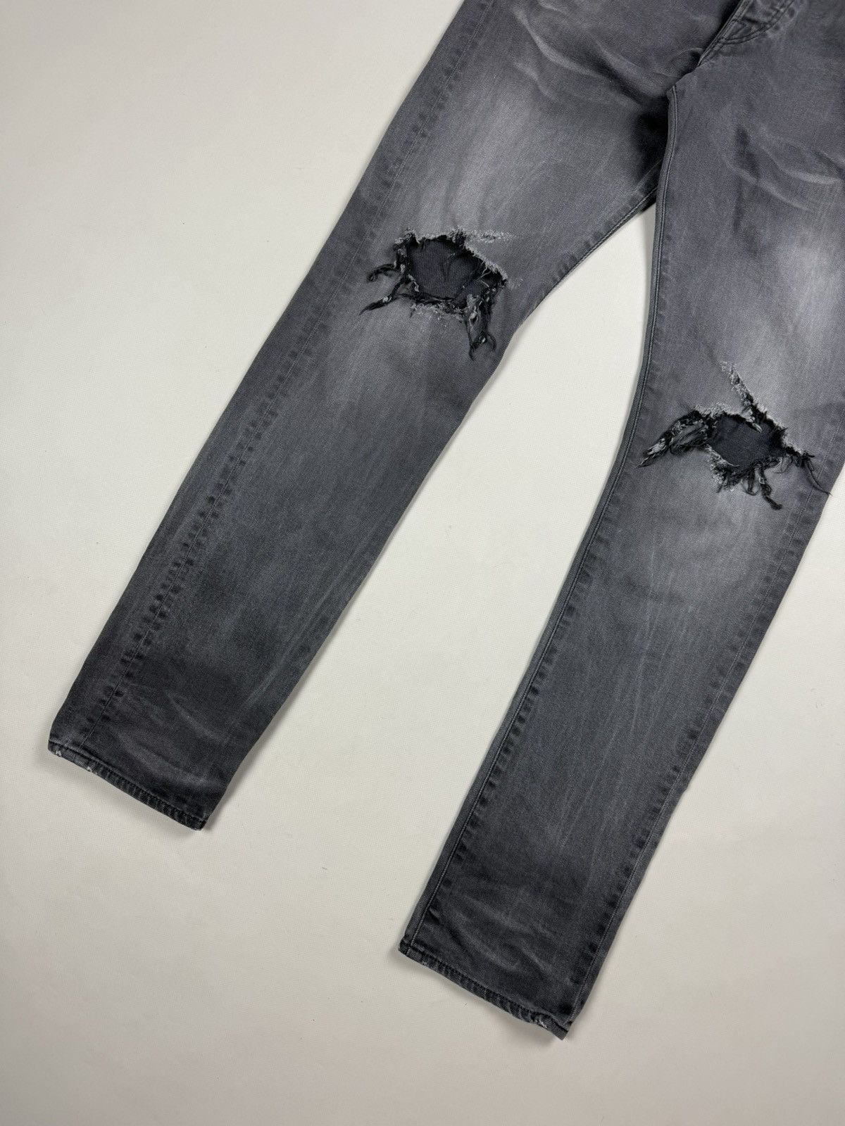 John Elliott John Elliott Men’s Distressed Denim Skinny Jeans Size 31 Size US 31 - 5 Thumbnail