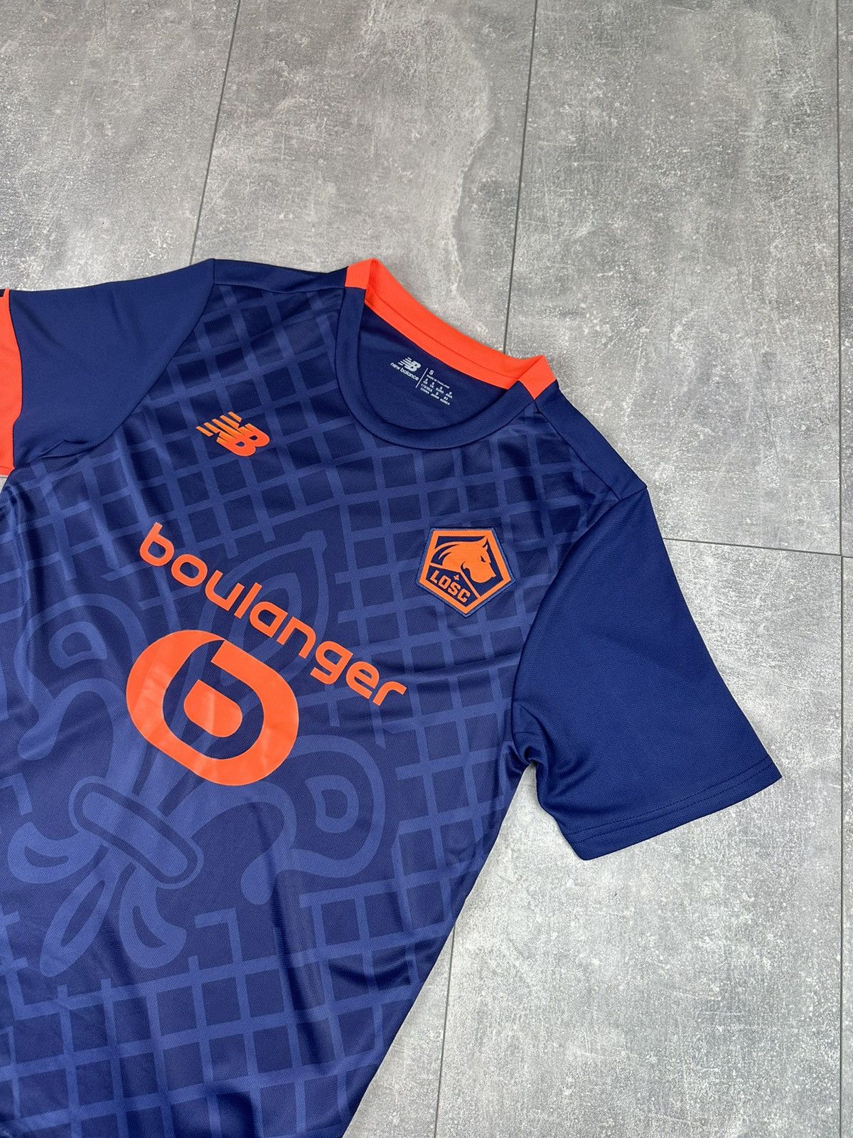 New Balance New Balance Losc 2023/24 Third Soccer Jersey Size US S / EU 44-46 / 1 - 6 Thumbnail