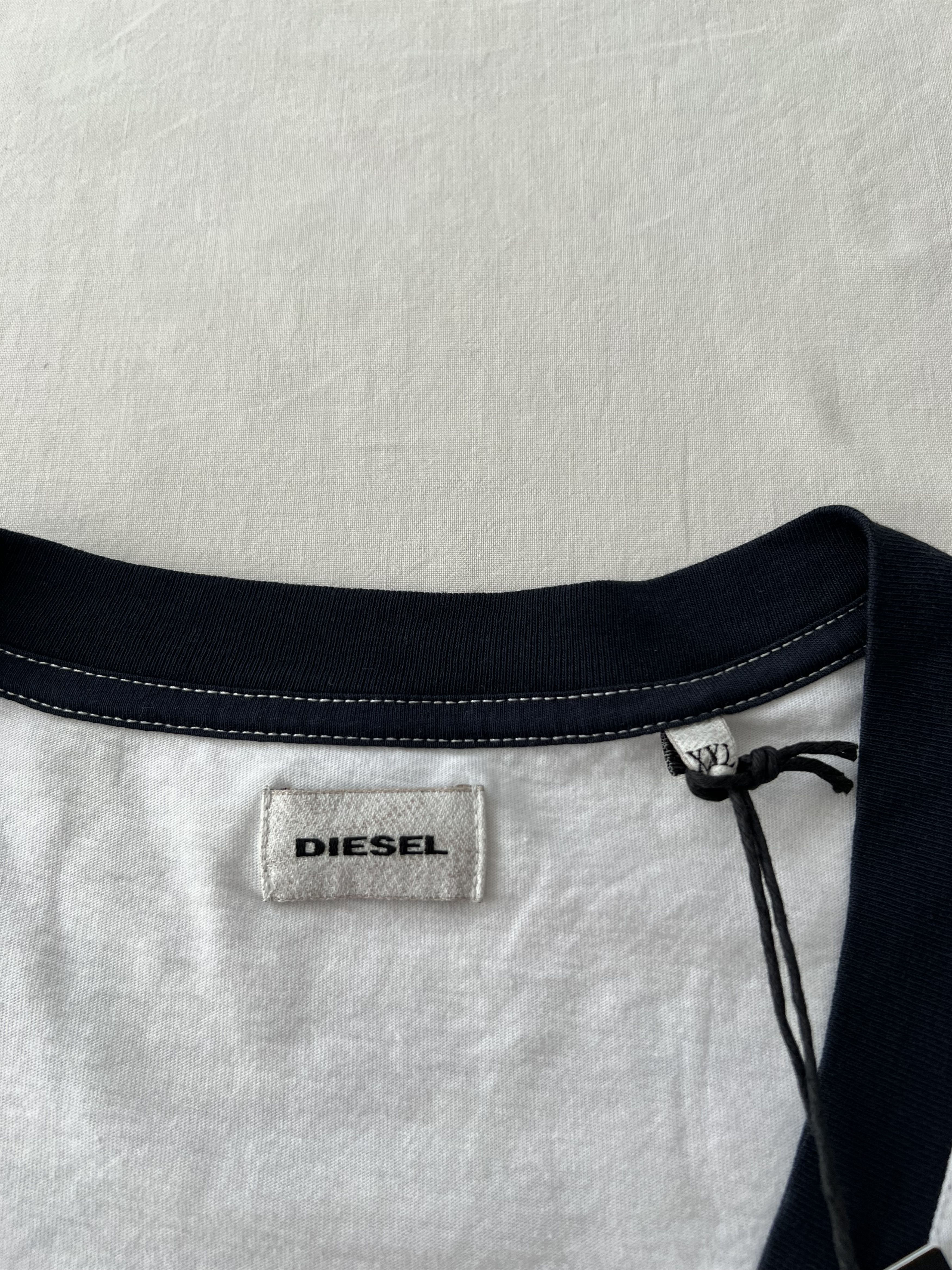 Diesel Diesel Sky University Los Angeles 1978 V-neck T-shirt Size US XXL / EU 58 / 5 - 9 Thumbnail