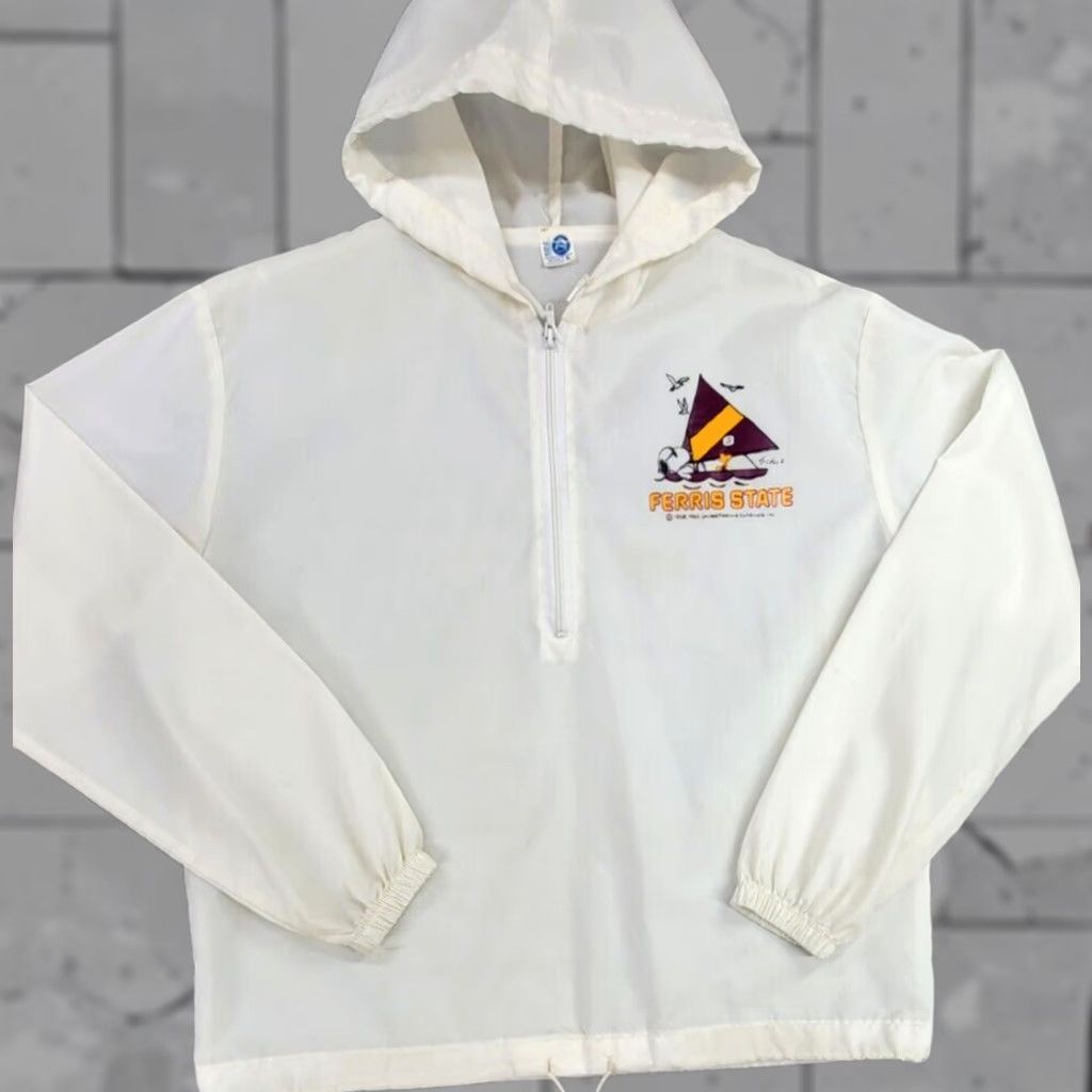 Vintage VINTAGE Artex Snoopy 1/2 Zip Hooded Windbreaker Shirt Mens S White 70s Ferris State University Rare Size US S / EU 44-46 / 1 - 1 Thumbnail