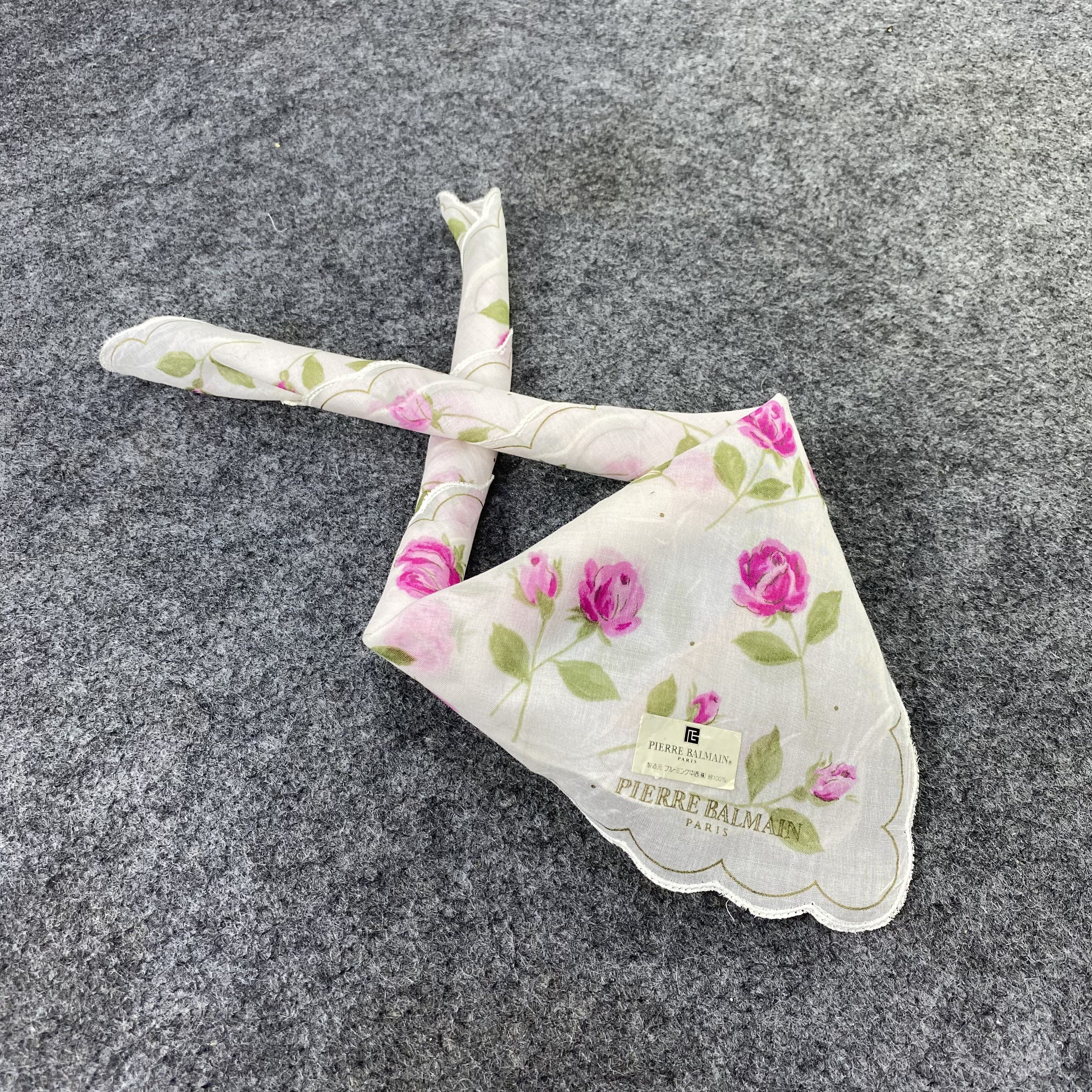 Pierre Balmain Pierre Balmain Handkerchief / Bandana / Neckerchief-B1378 Size ONE SIZE - 1 Thumbnail
