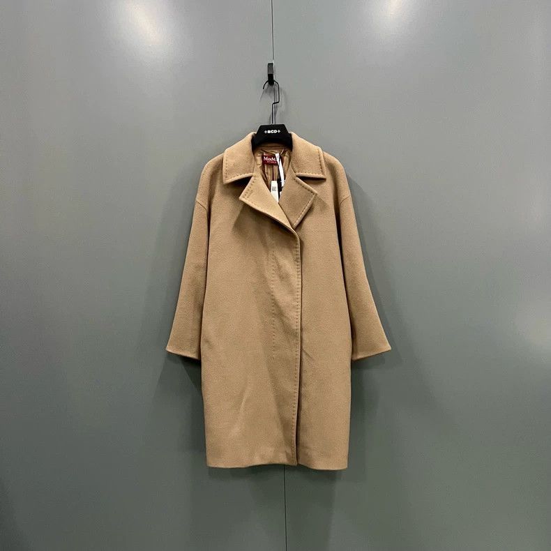 Max Mara Max Mara Coat Size M / US 6-8 / IT 42-44 - 1 Thumbnail