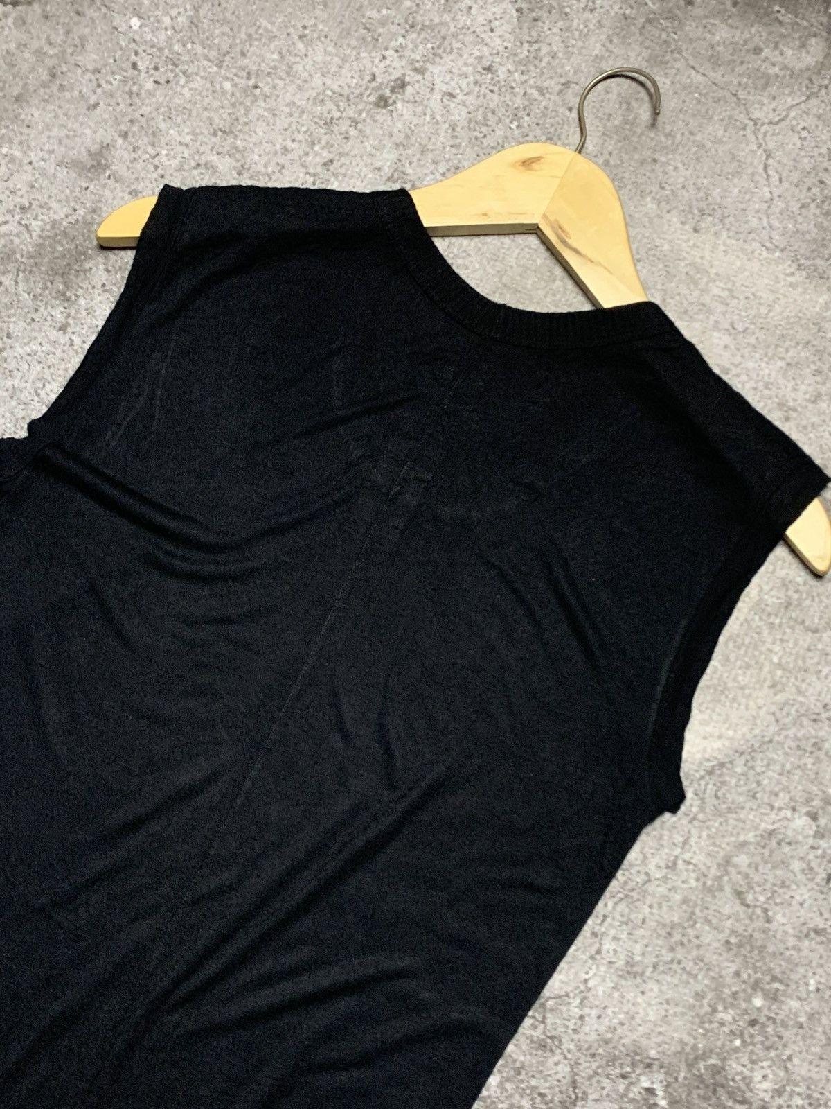 Rick Owens Rick Owens Mainline Bias Cut Anthem SS/11 Sleevelees Tee Size XS / US 0-2 / IT 36-38 - 6 Thumbnail