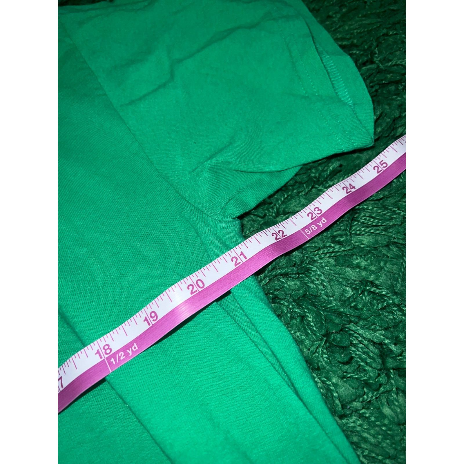 Gildan One Man Wolf Pack Shirt The Hangover Green Movie Tee L Large Size US L / EU 52-54 / 3 - 9 Thumbnail