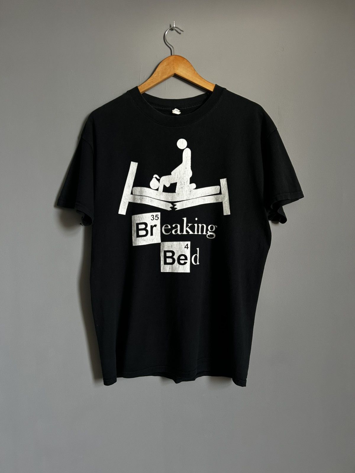 Vintage Vintage Y2K Adult "Sexy Breaking Bed" Humor Tee Streetwear Size US L / EU 52-54 / 3 - 1 Thumbnail