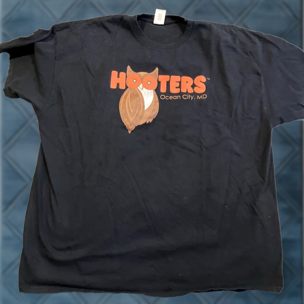 Gildan VINTAGE Hooters Ocean City MD Summer 2017 Maryland Flag T Shirt XXL Black Gildan Knit Crew Neck Short Sleeve Men Regular Size US XXL / EU 58 / 5 - 1 Thumbnail