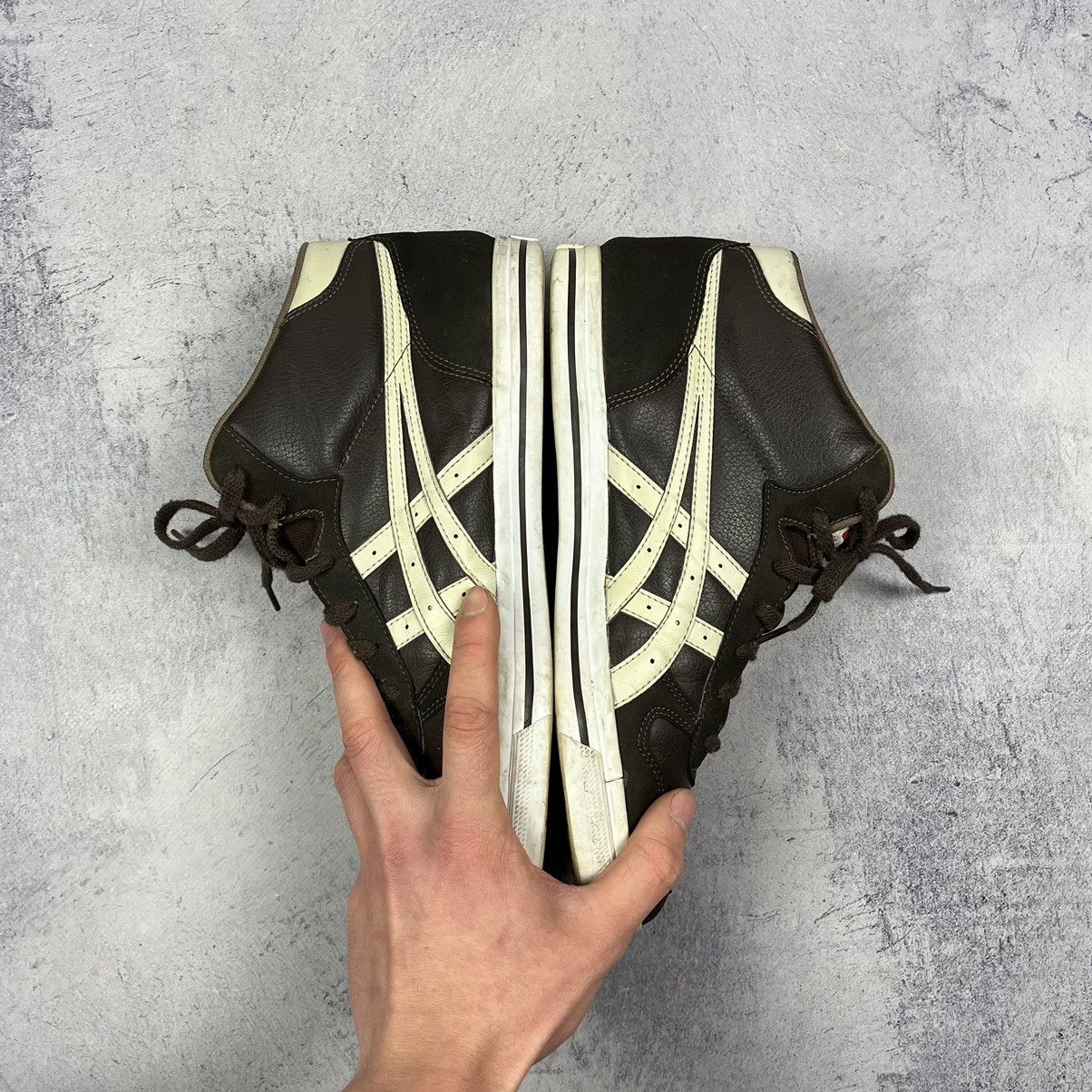 Asics Vintage Asics Onitsuka Tiger brown y2k sneakers Size US 10 / EU 43 - 4 Thumbnail