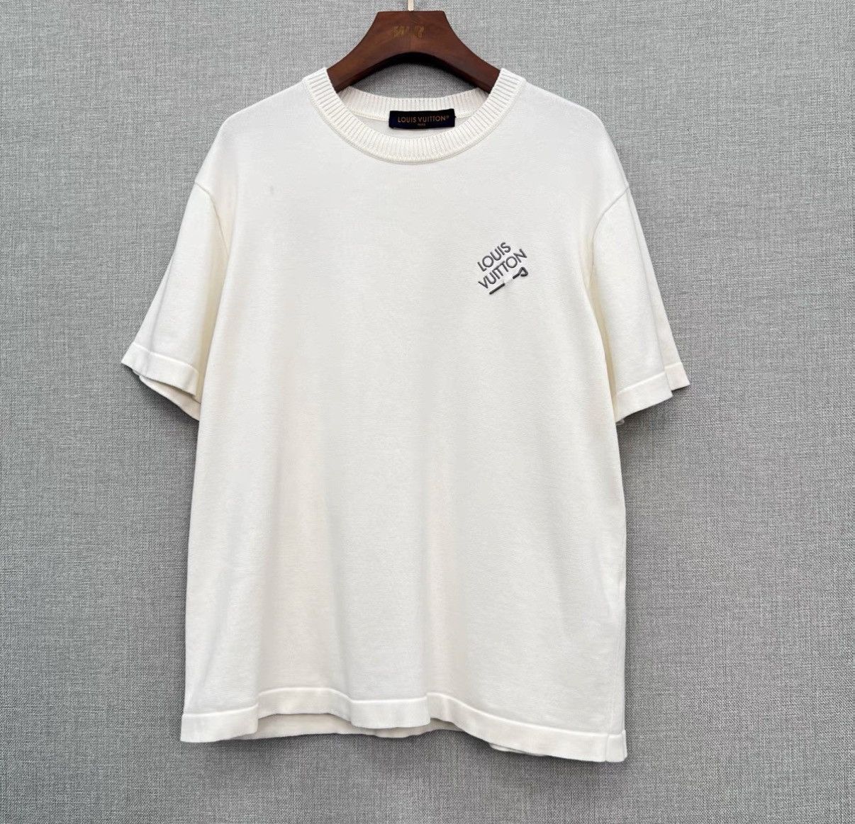 Louis Vuitton Louis Vuitton White Pin Embroidered Knit Short Sleeve Shirt Size US L / EU 52-54 / 3 - 1 Thumbnail